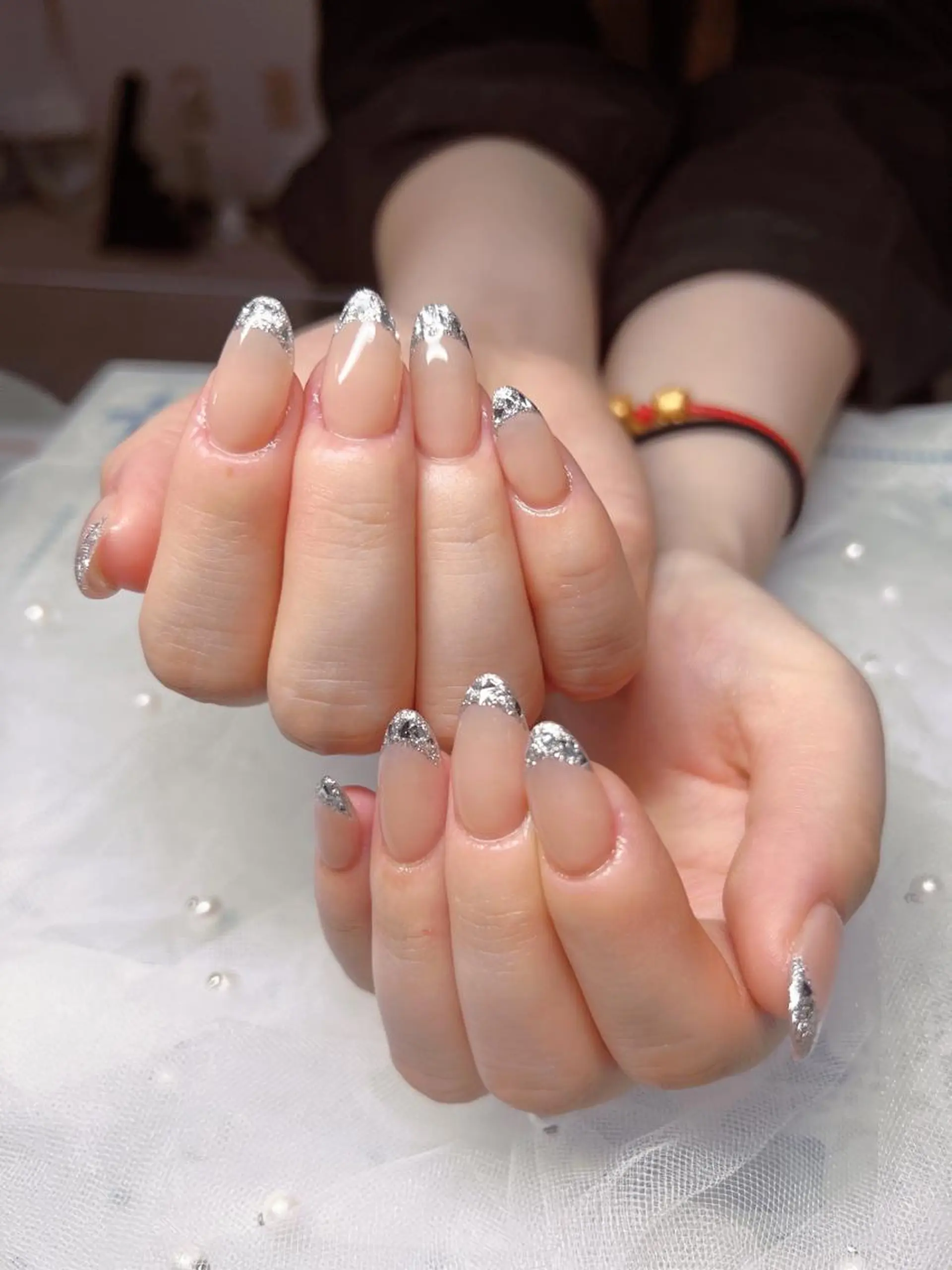 ネイル フレンチネイル ガラスフレンチ キラキラネイル ハンドネイル ハンドケア Chill Nailsalonのネイルデザイン