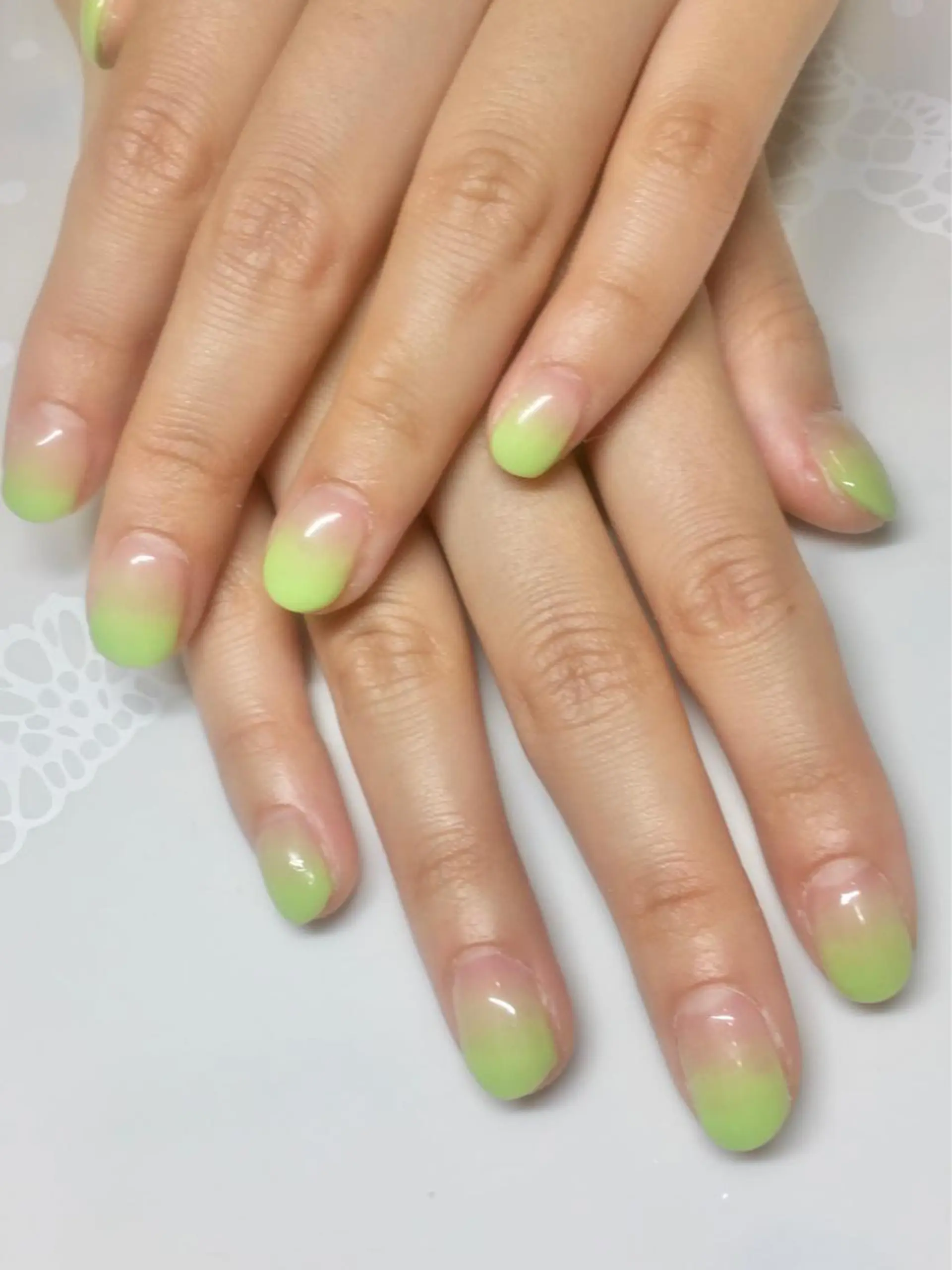 ネイル 新宿ネイルサロン ジェミディローサのネイルデザイン