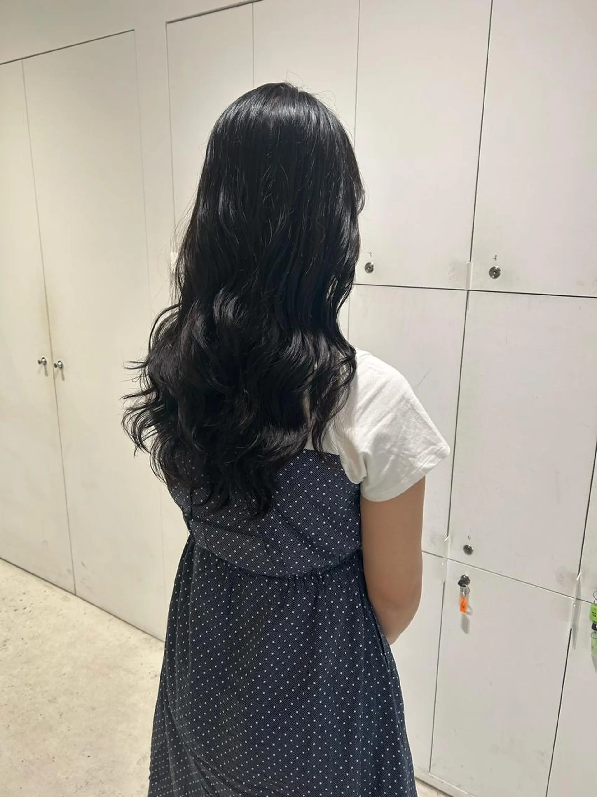 ロング レイヤーカット カット 透明感カラー🫧 nanohaのヘアスタイル
