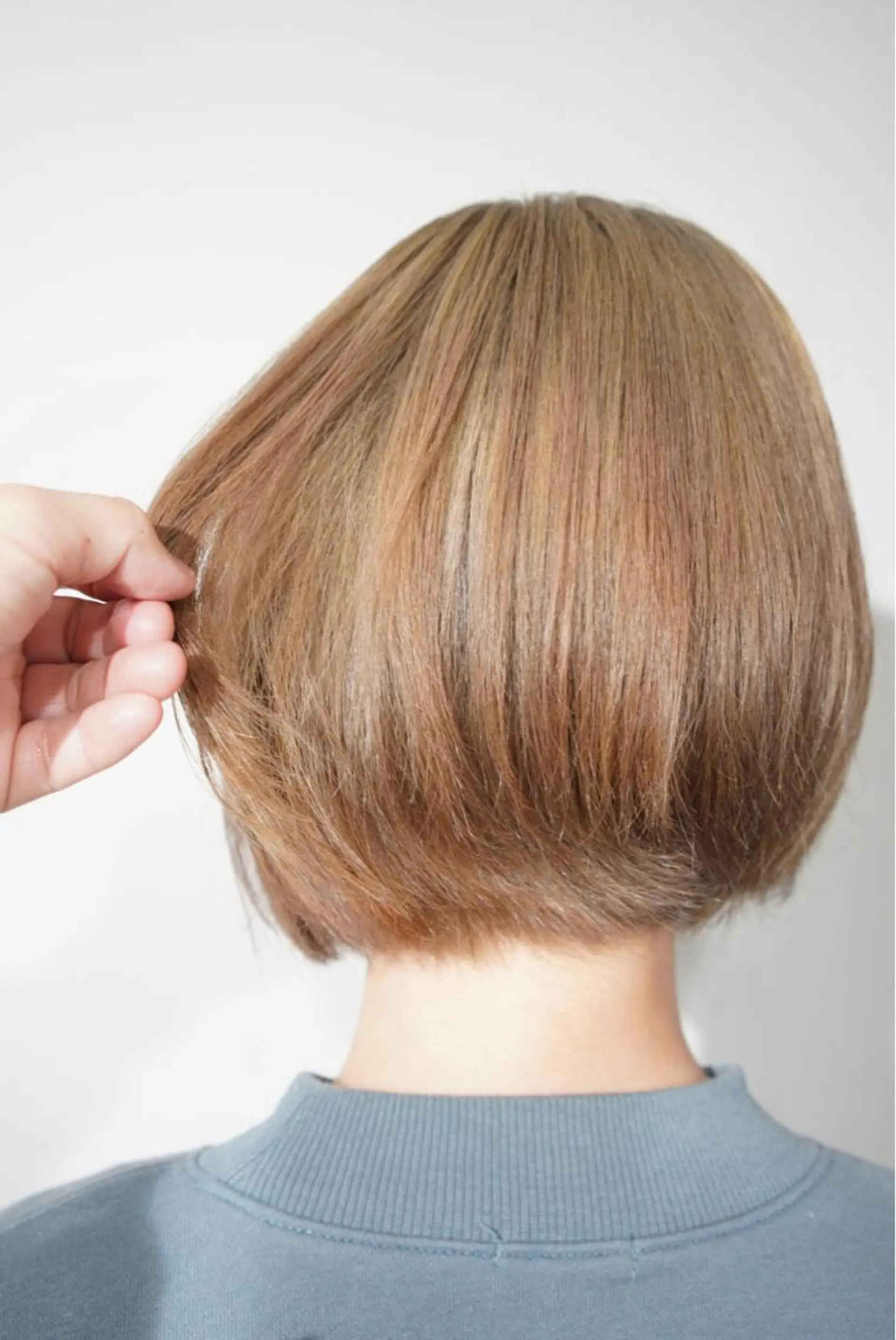 ミディアム カラー ベージュカラー ミルクティーベージュ ヘアカラー トリートメント ハイトーン/レイヤー /ケアブリーチ石川治のヘアスタイル