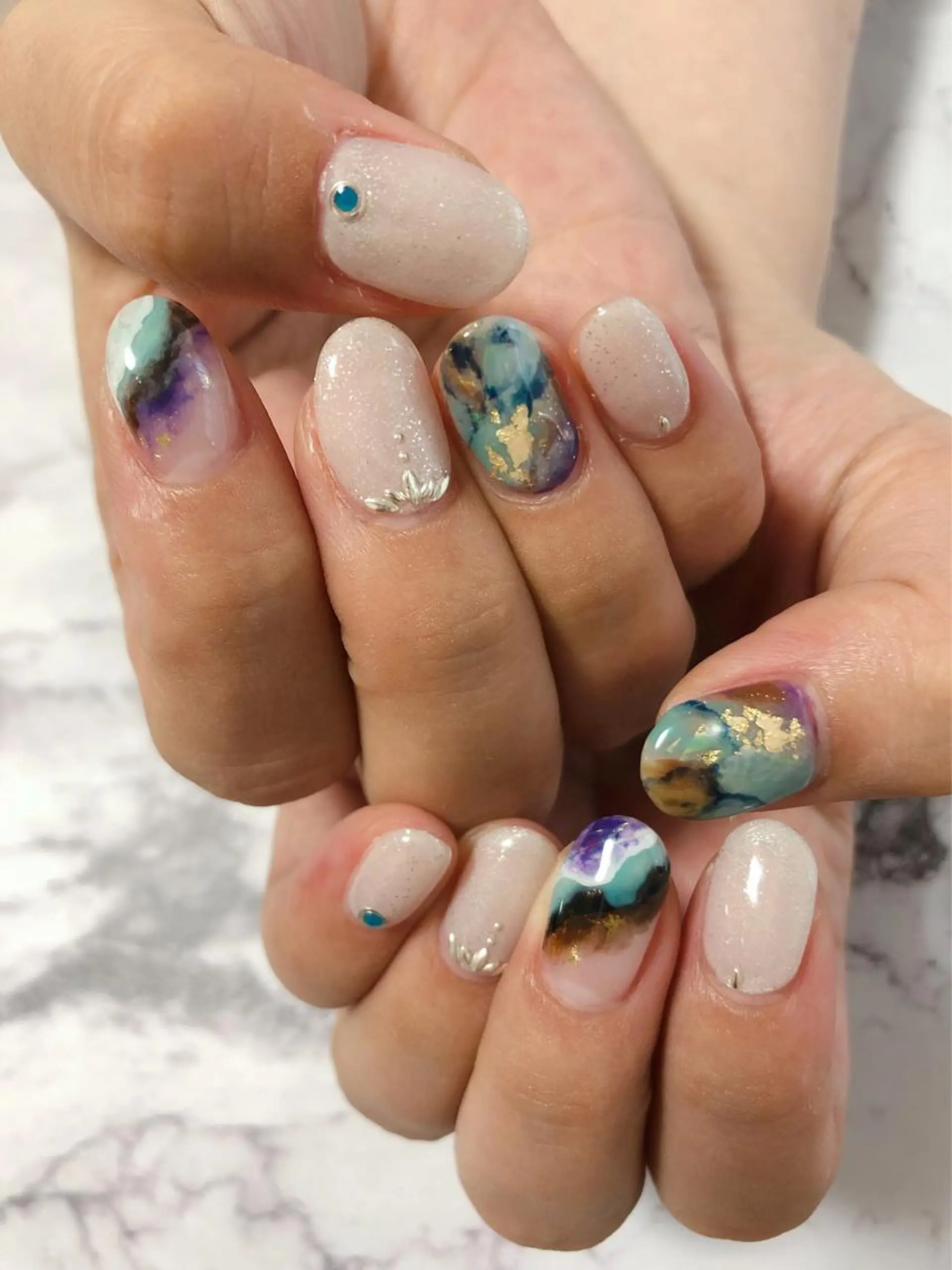 ネイル 夏ネイル kiki nail &brow二子玉川の眉毛・アイブロウイメージ