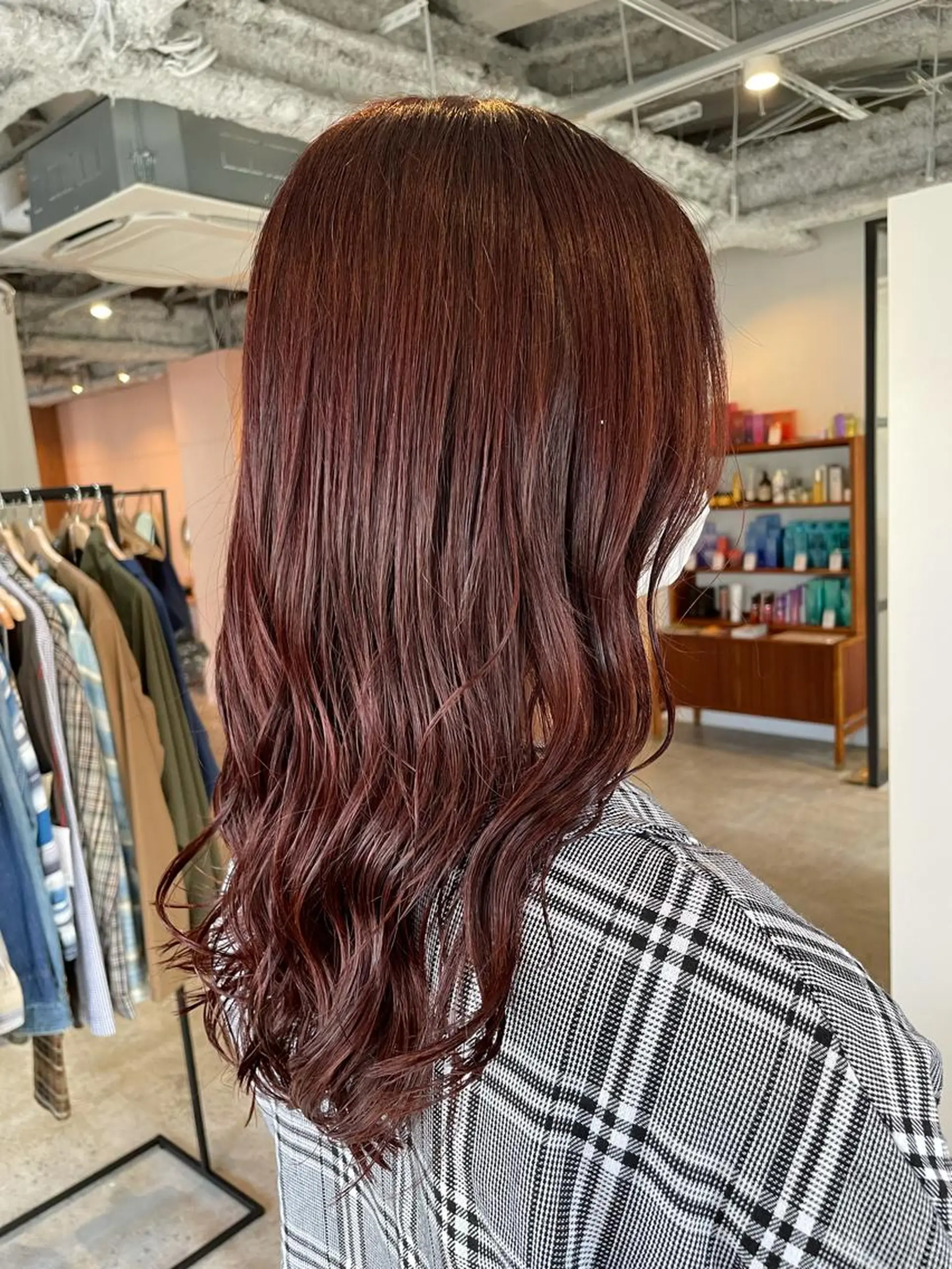 セミロング カラー ヘアアレンジ REONA🪽✨薬院 レイヤーカット🫧のヘアスタイル