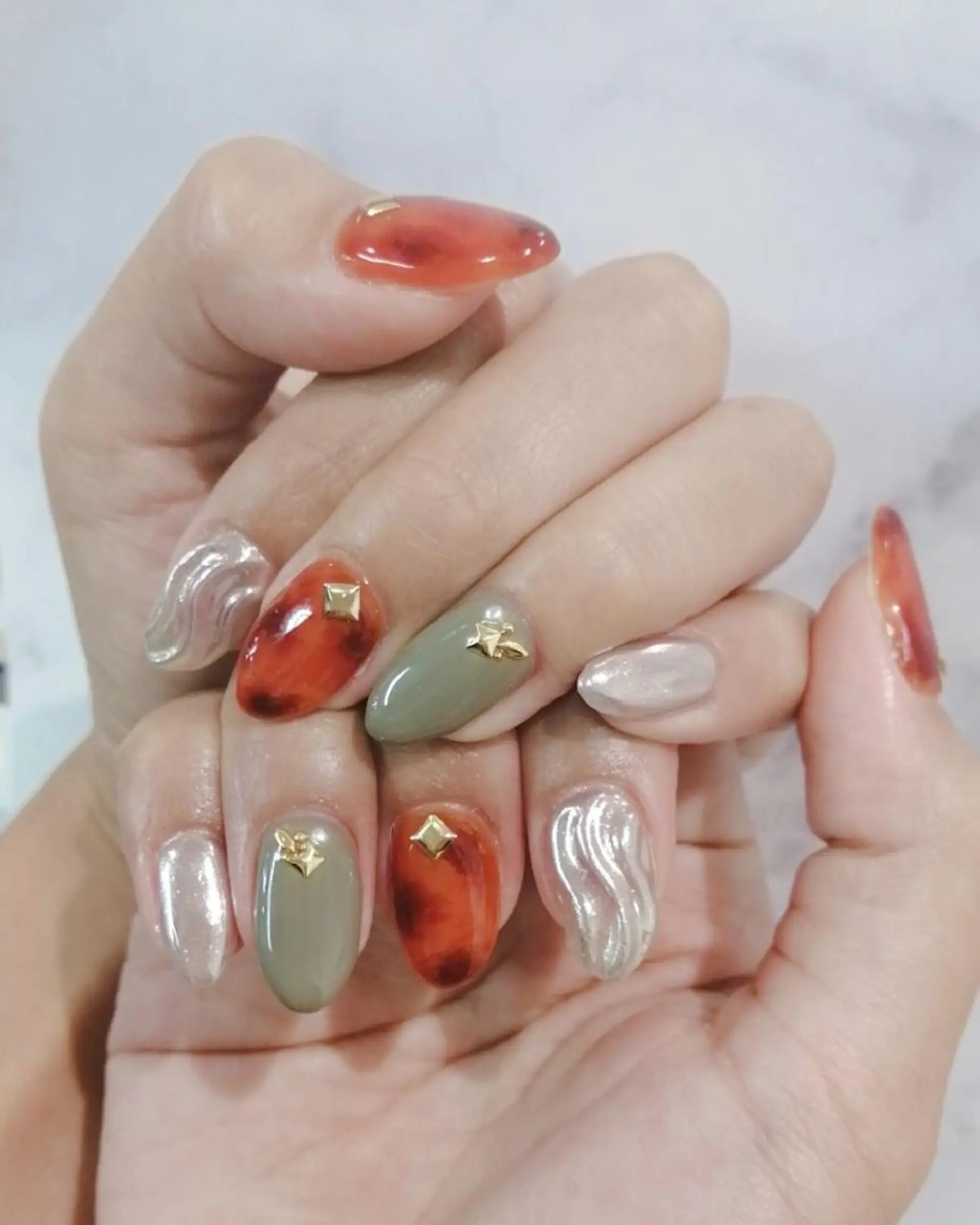 ネイル べっ甲ネイル I.プライベート ネイルサロンのネイルデザイン