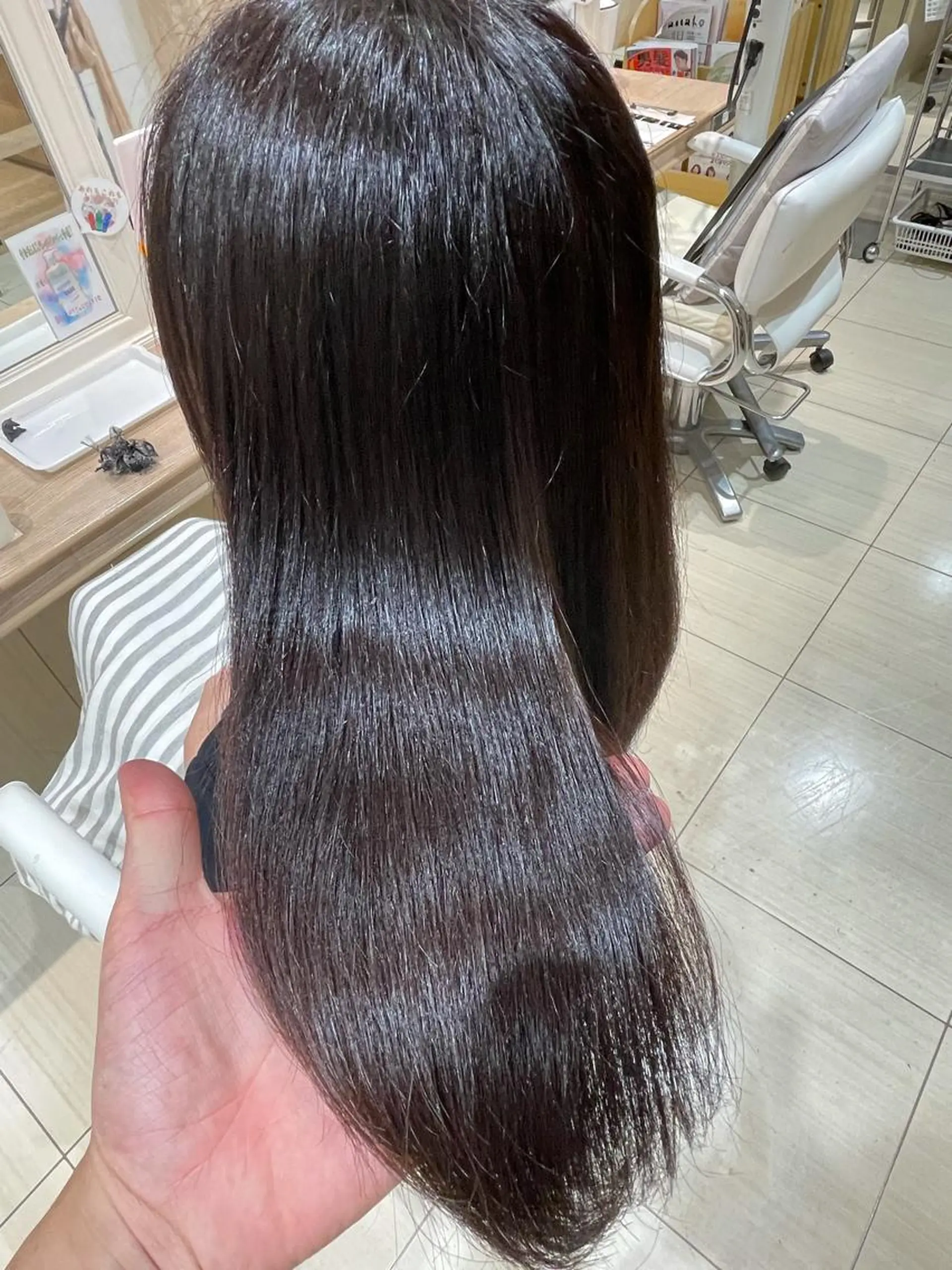 ロング カラー 銀座シロー　村山 レツのヘアスタイル