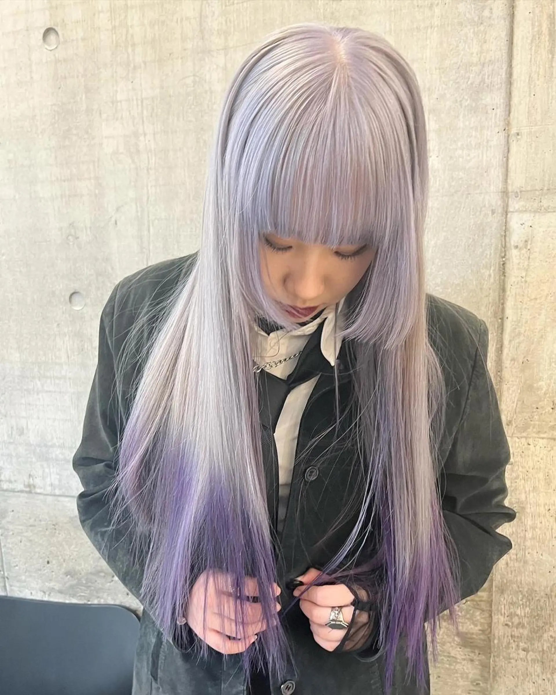 ロング カラー ブリーチ ケアブリーチ デザインカラー ハイトーンカラー ウルフカット ヘアカラー トリートメント ヘアセット Null 表参道のヘアスタイル