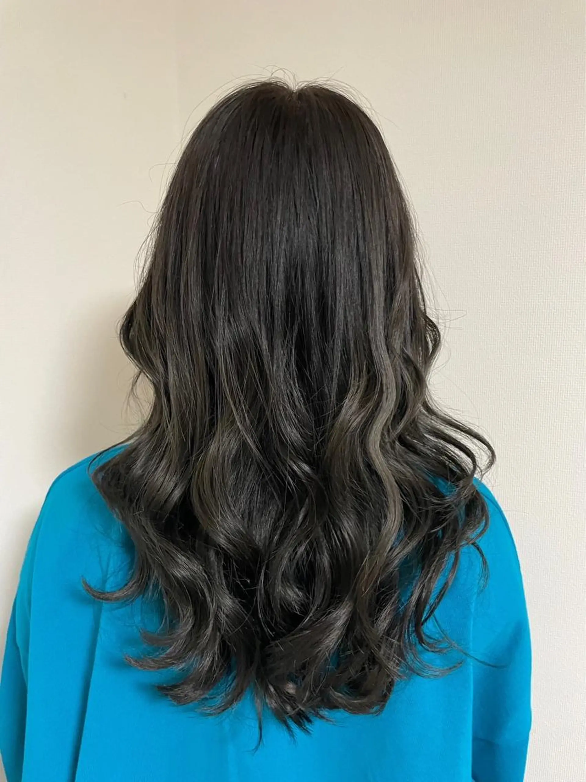 ロング 渡邉 真夕のヘアスタイル