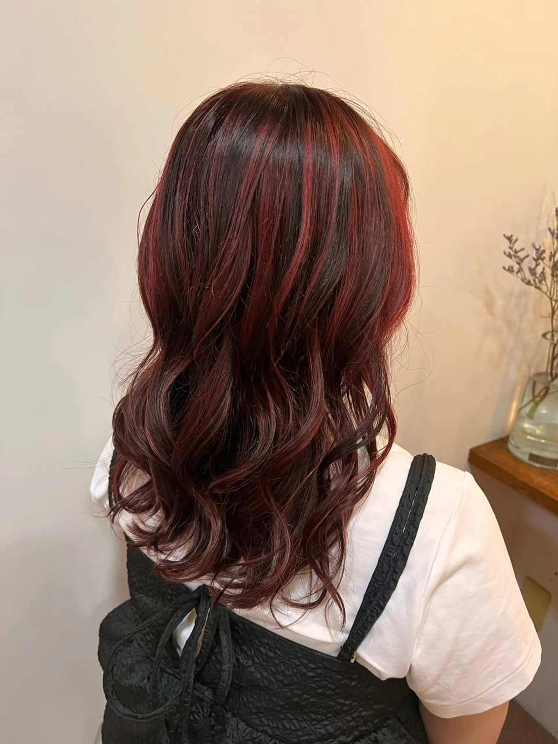 セミロング カラー デザインカラー ハイライトカラー ハイライト 澤井 佑果のヘアスタイル