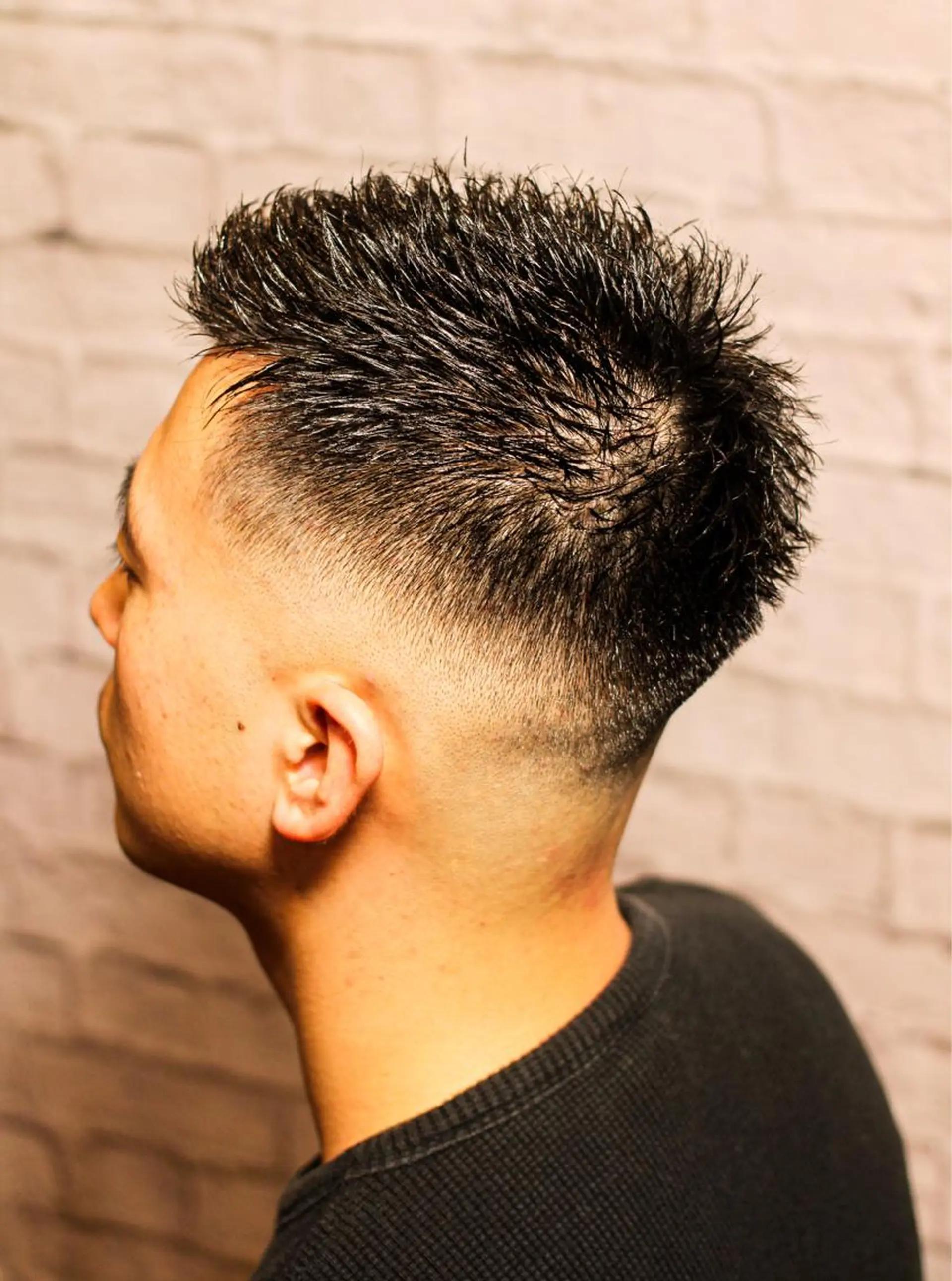 ショート メンズ フェードカット スキンフェード メンズカット 佐藤優菜のヘアスタイル