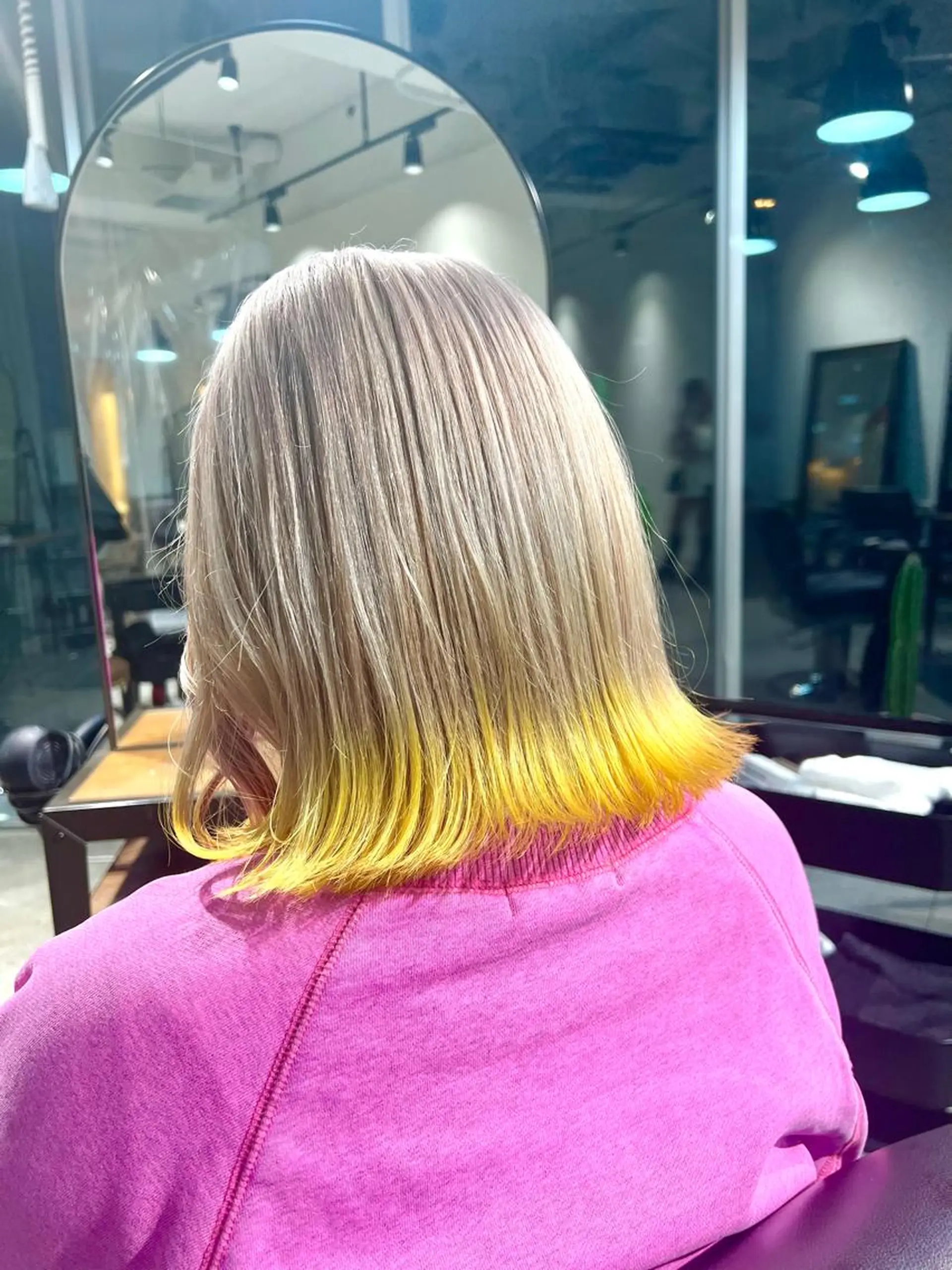 ミディアム カラー ヘアアレンジ ネイル ヘアカラー トリートメント ヘアセット 🌈インナーカラー ‘ショウマ’🌈のヘアスタイル