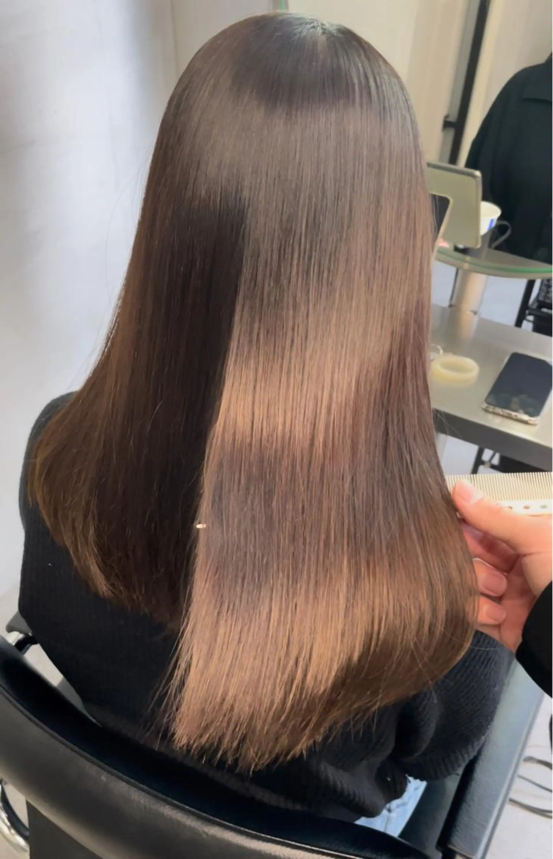 ロング 髪質改善 縮毛矯正 ブリーチなし Wカラー🩷星野翔太のヘアスタイル