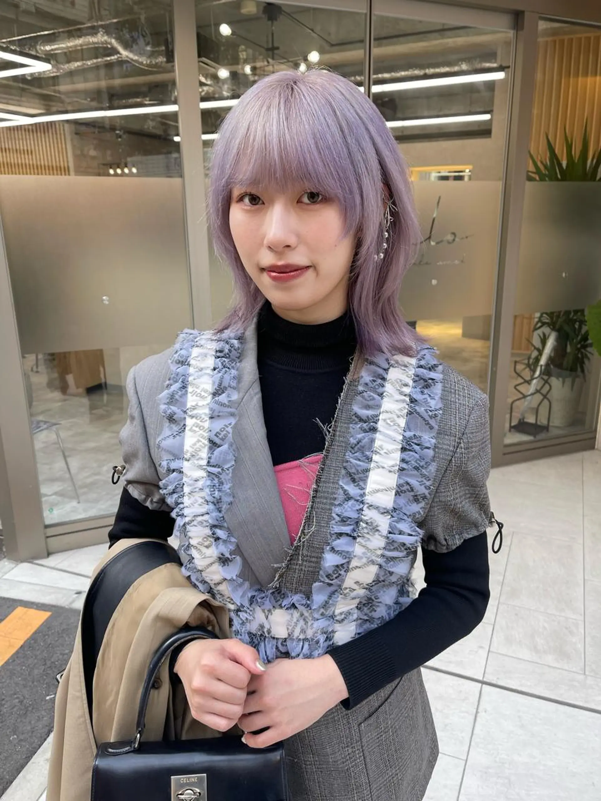 ショート ヘアカラー 福山 晴香のヘアスタイル