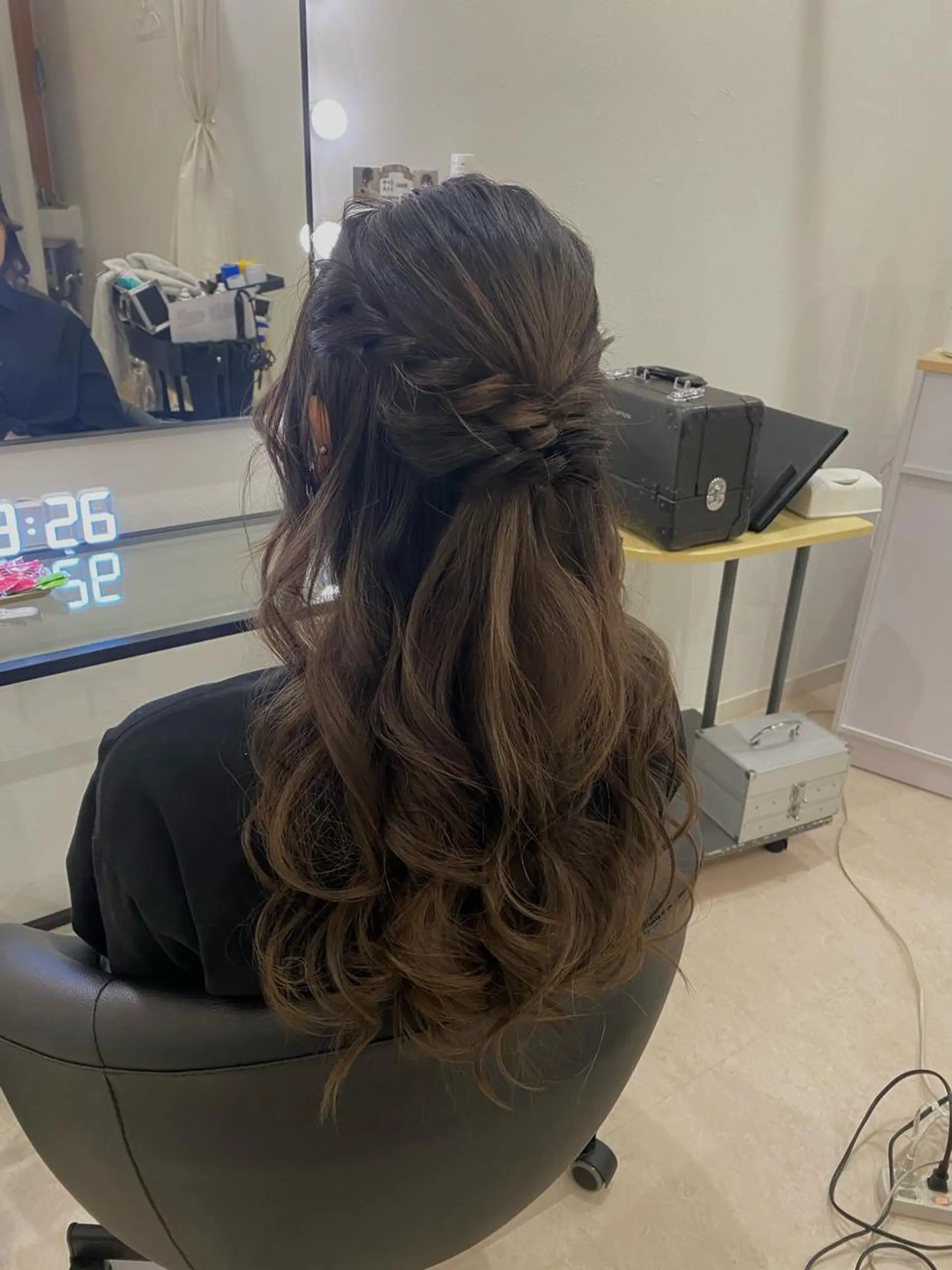 ロング ヘアアレンジ ハーフアップ ヘアセット Total  Salon Mikazuki所属・Mikazuki オーナーTeradaのマツエク・マツパデザイン