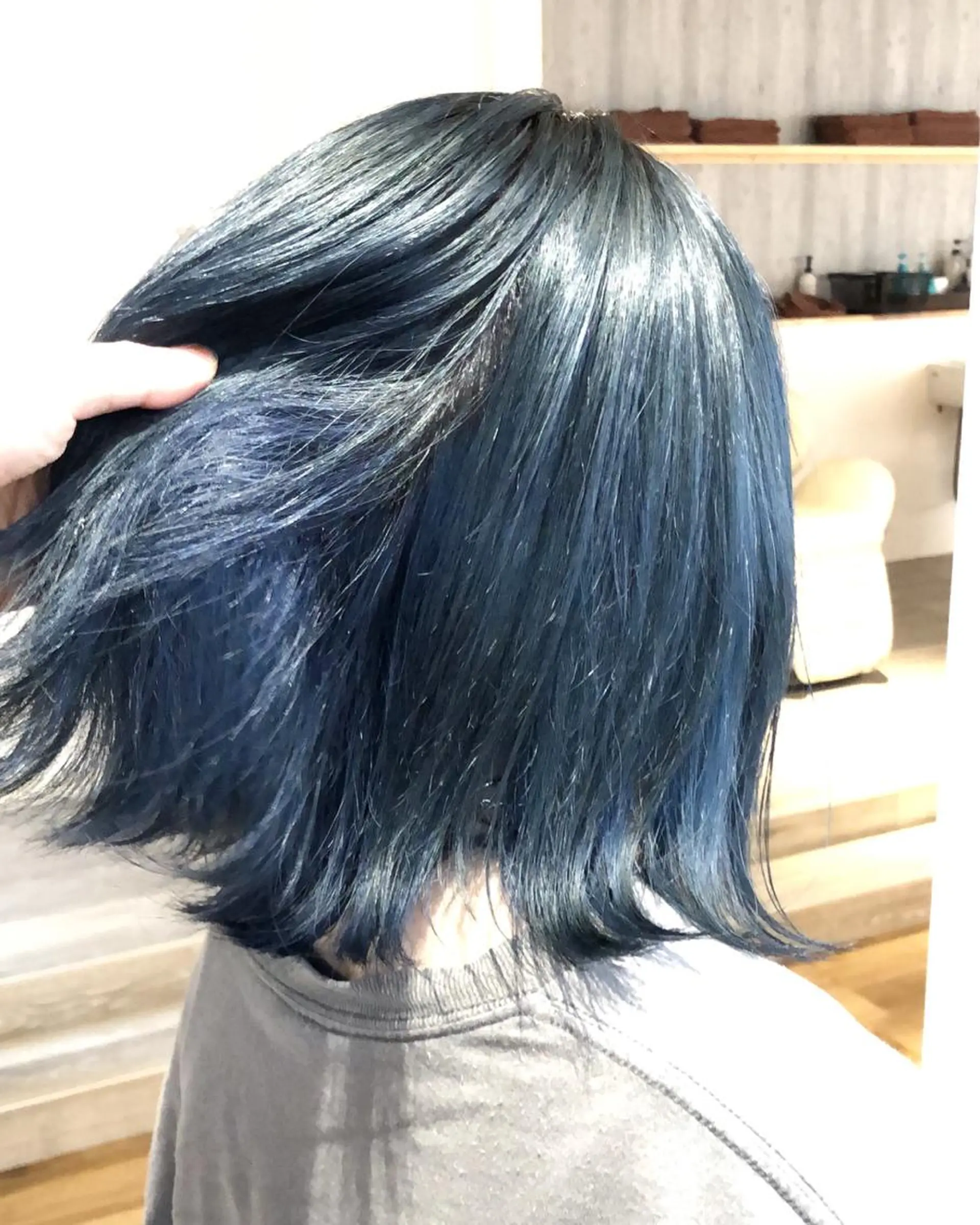 ショート カラー ウルフ/デザイン/ 大阪/タカハシユウキのヘアスタイル