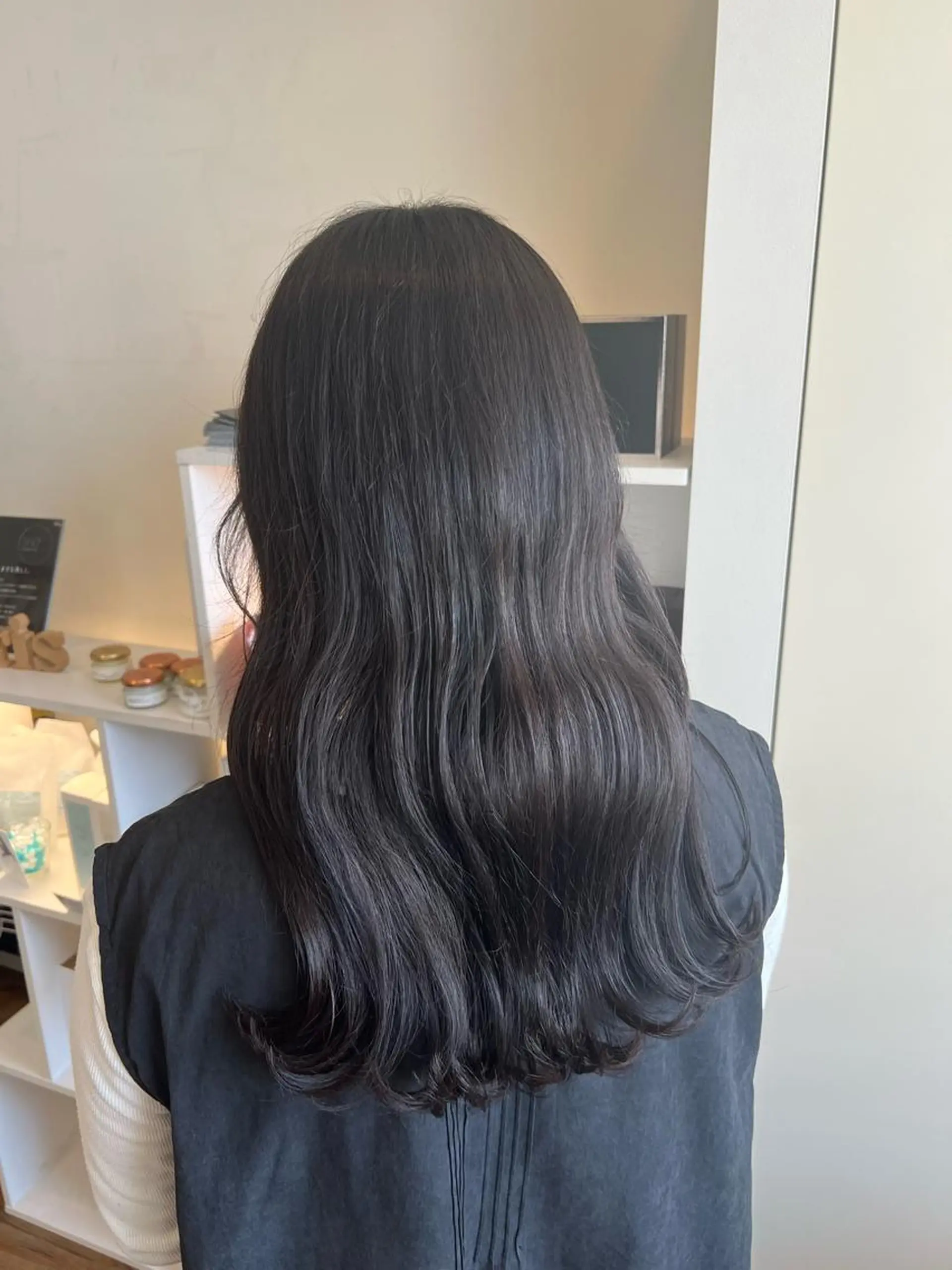 ロング ケアカラー トリートメント 竹添 有梨沙のヘアスタイル