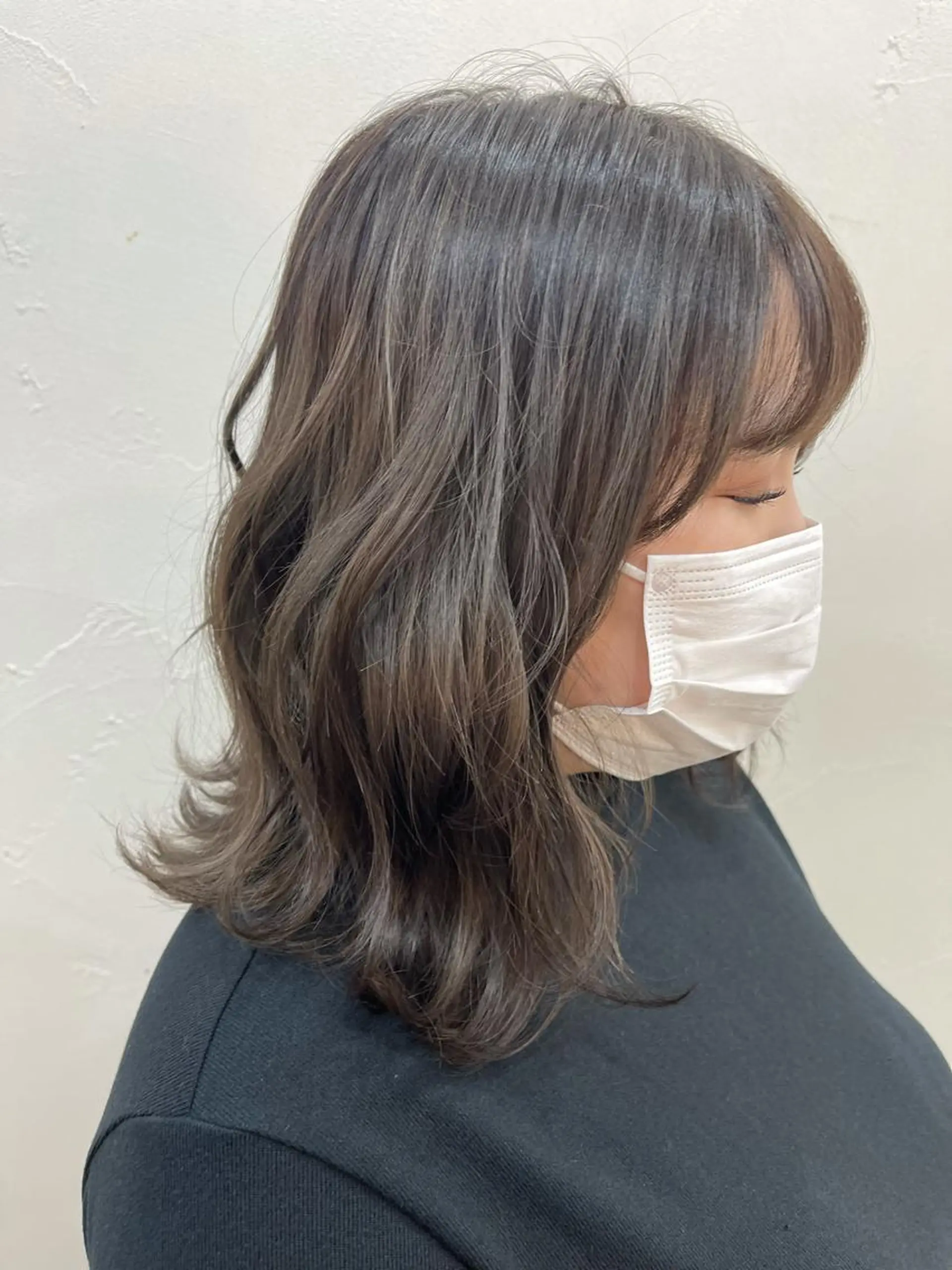 ミディアム 顔まわりレイヤー/ bob及川亜沙美のヘアスタイル