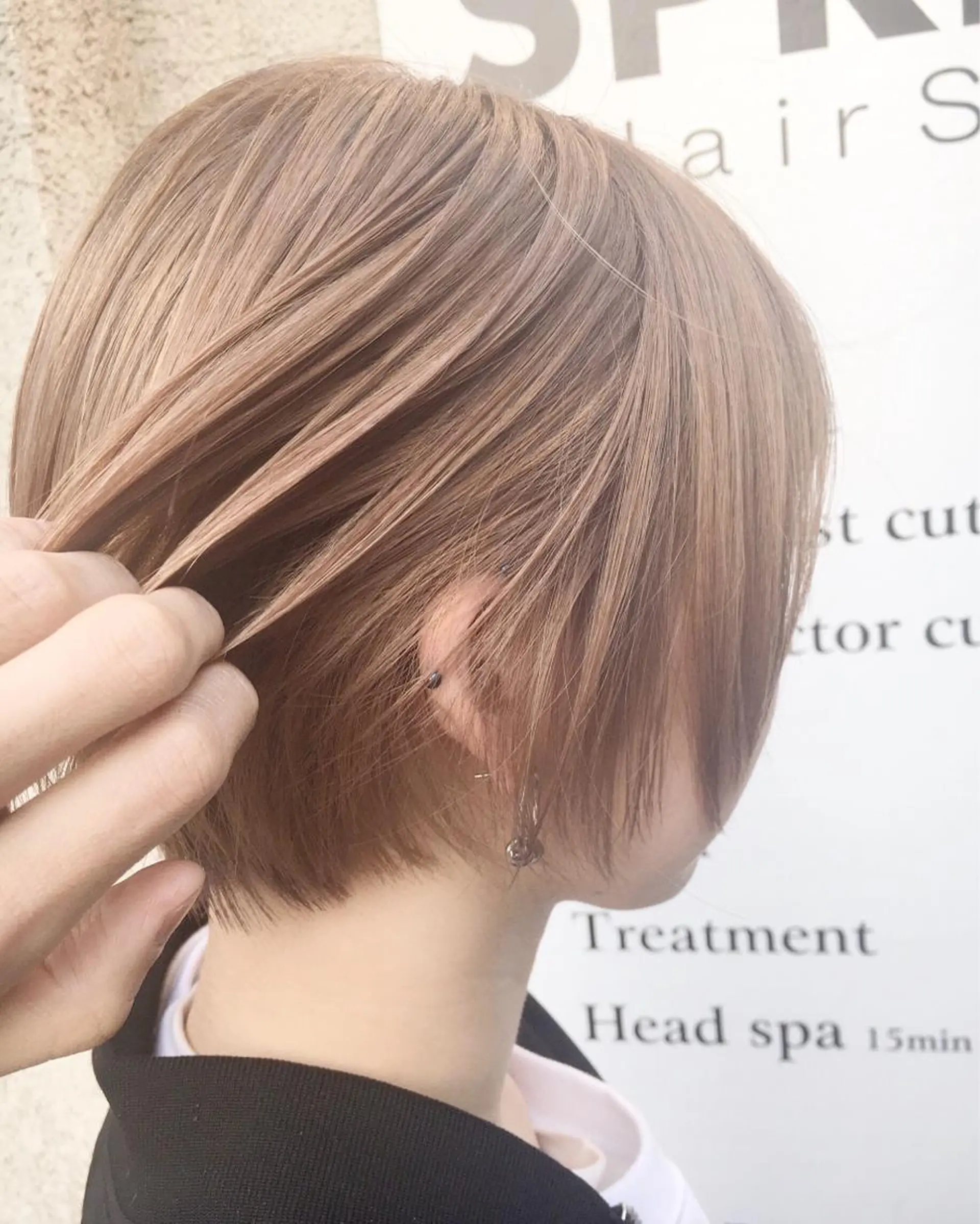 ショート カラー 永井 大希のヘアスタイル
