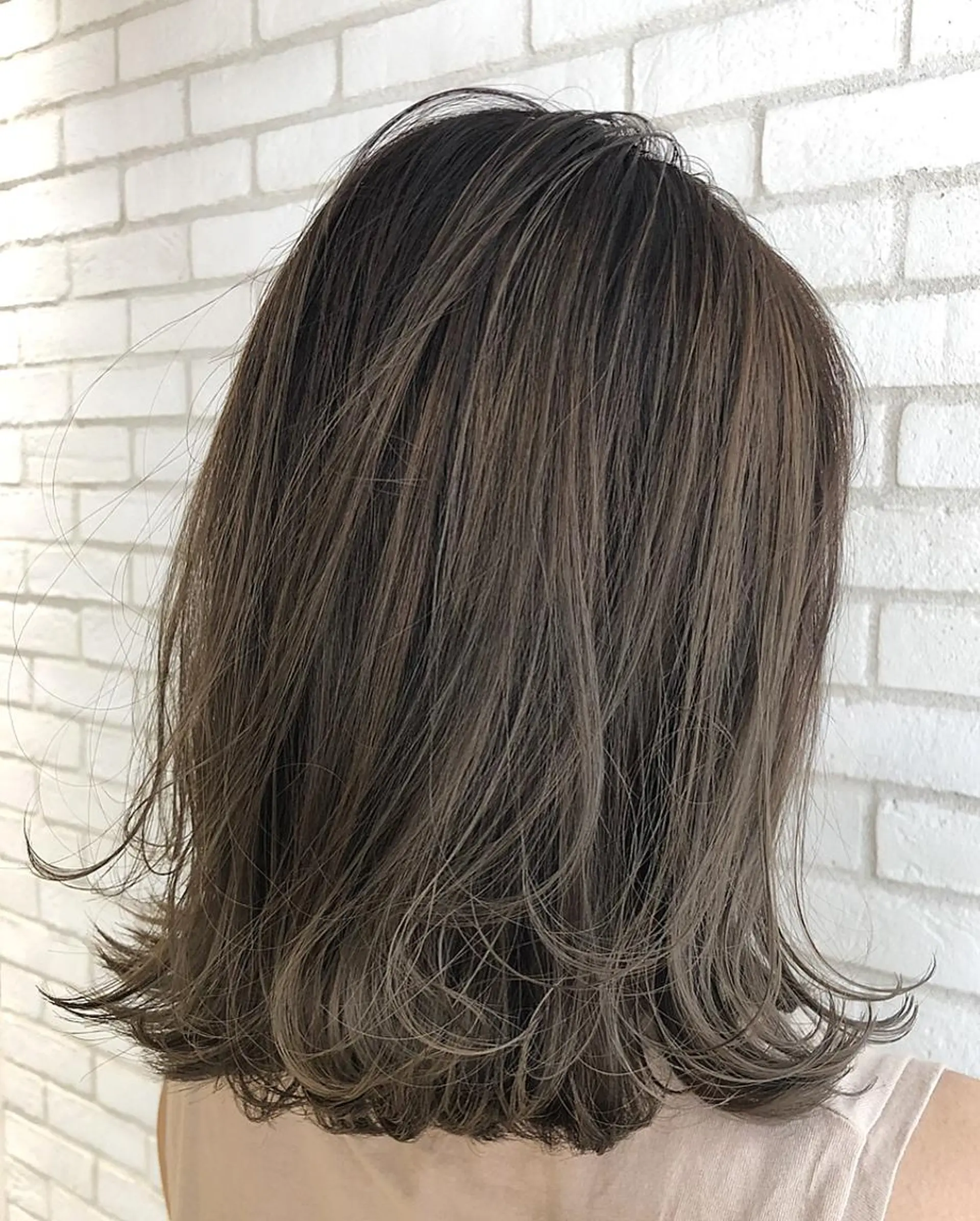 ミディアム カラー takumi Hのヘアスタイル