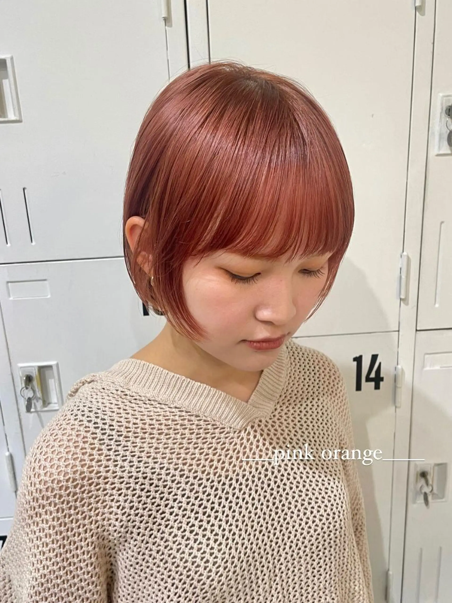 ミディアム カラー ウルフ/似合わせ レイヤー/RIHOのヘアスタイル