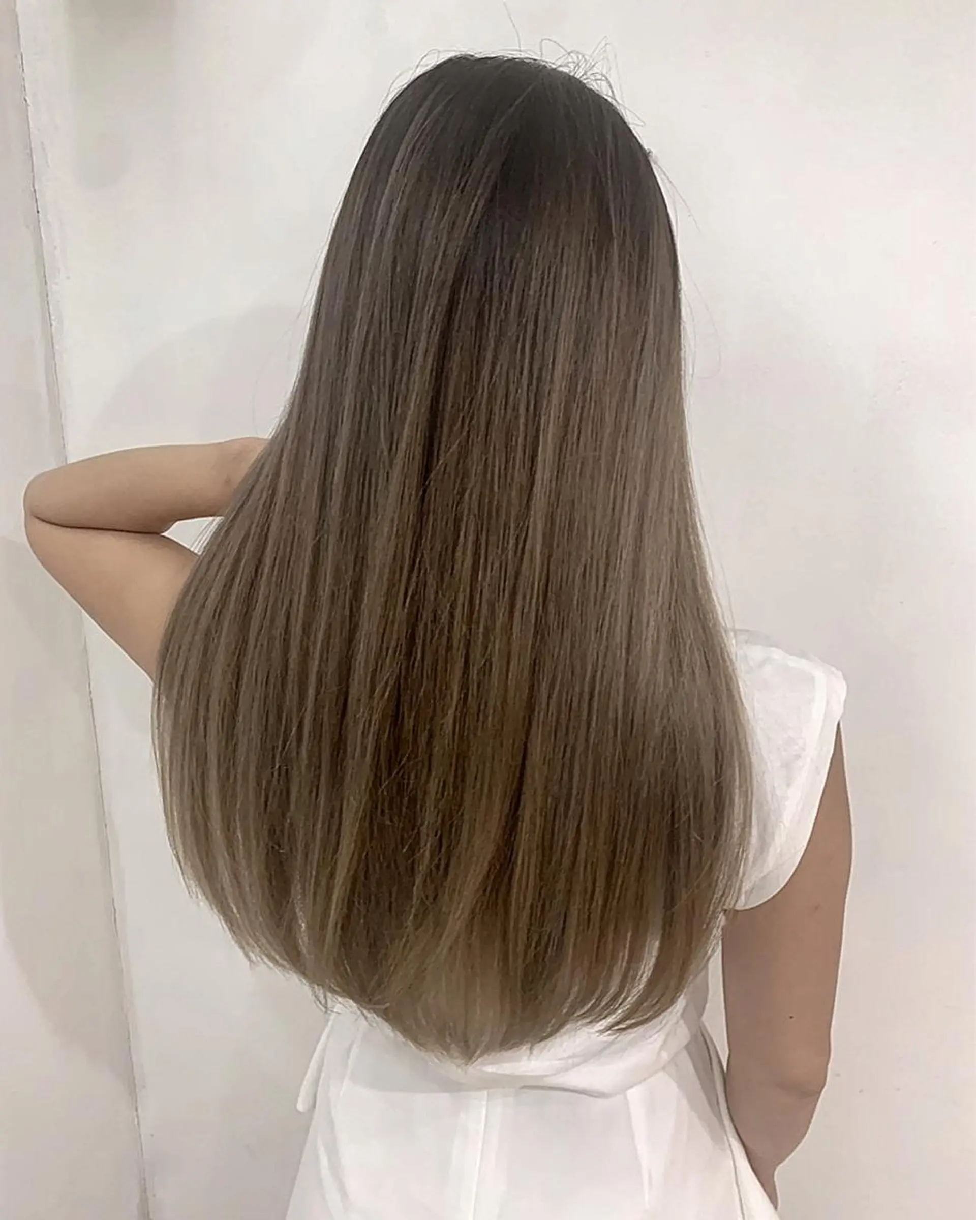 ロング カラー 京都大人女性ショート 徒歩1分/秋山のヘアスタイル