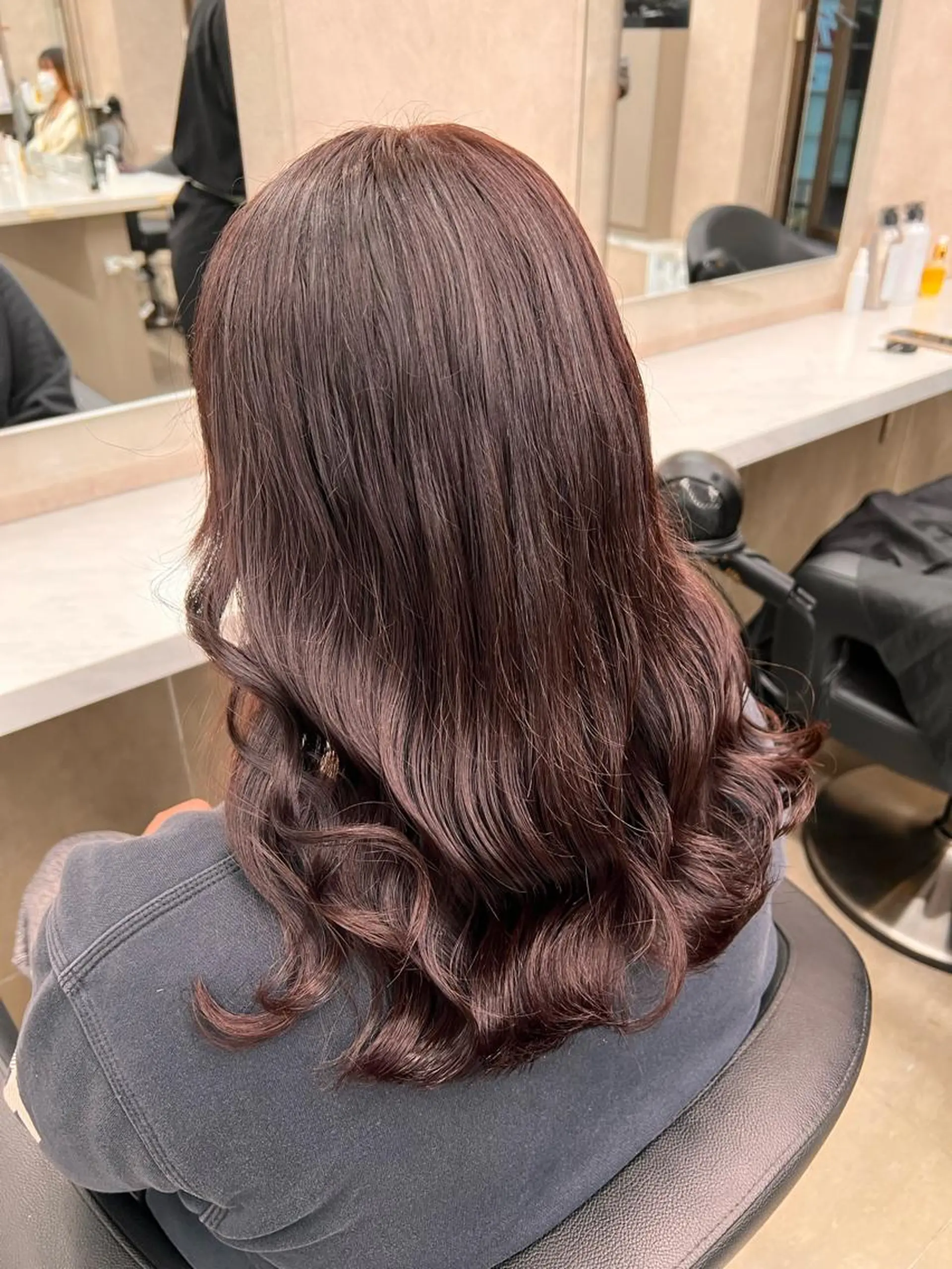 ロング 💖札幌カラー 指名No.1💖玲奈のヘアスタイル