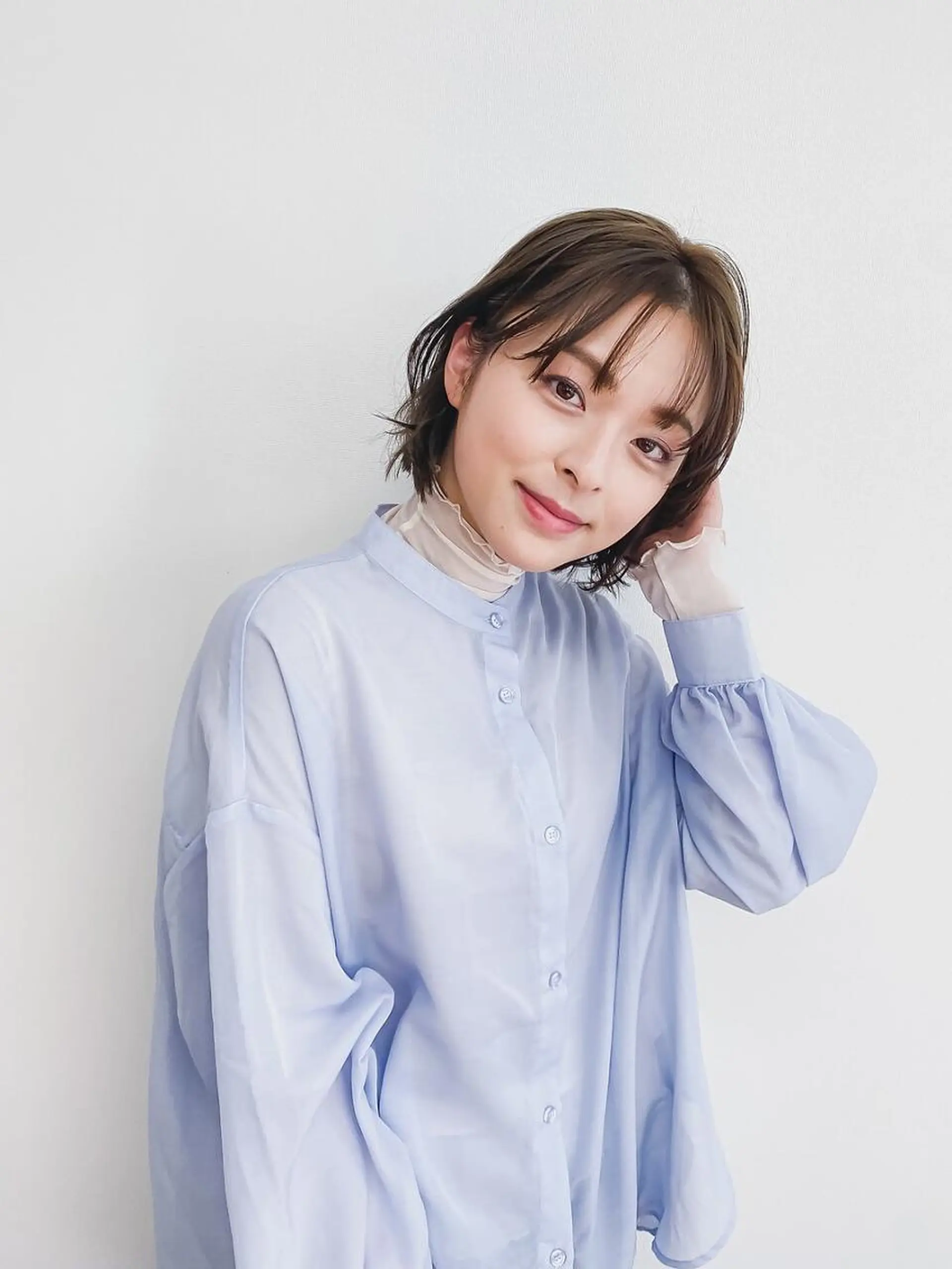 ショート カラー パーマ ボブレイヤー ブリーチ イヤリングカラー ハイライトカラー イルミナカラー BASSA 下井草店のヘアスタイル