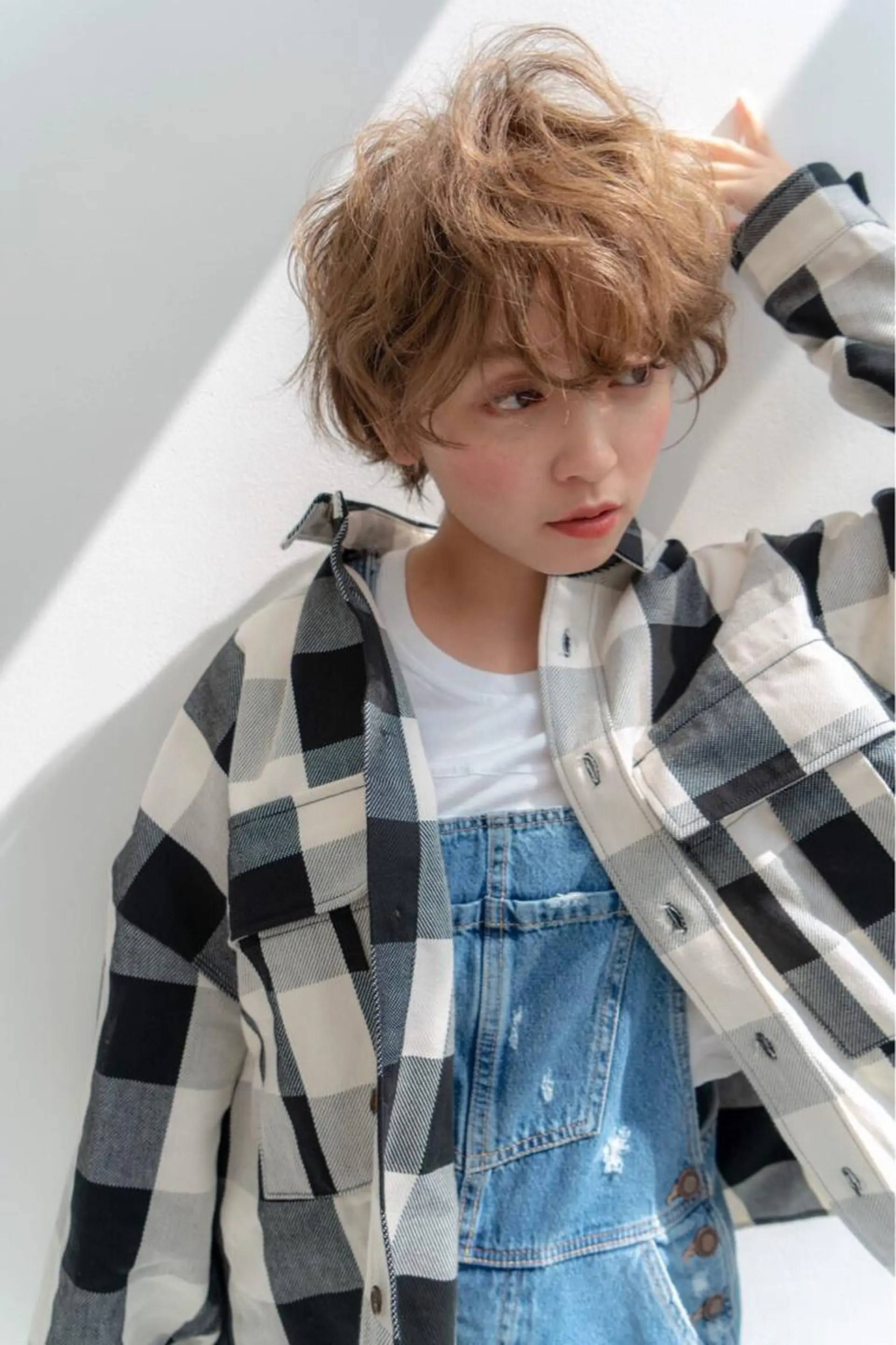 ショート カラー ヘアカラー ○HITOMI ○のヘアスタイル