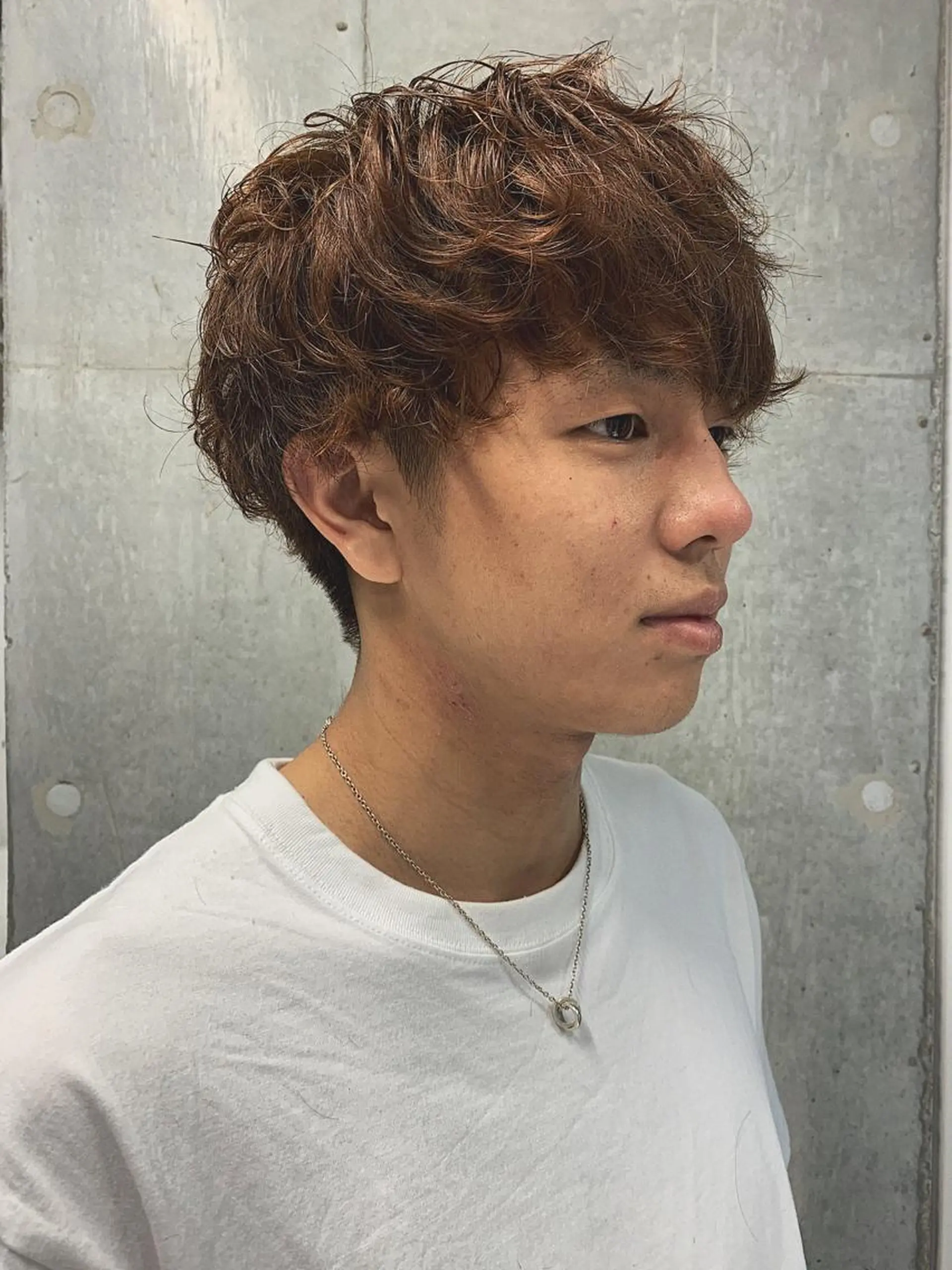 ミディアム ミディアムパーマ イシイ リョウヘイのヘアスタイル