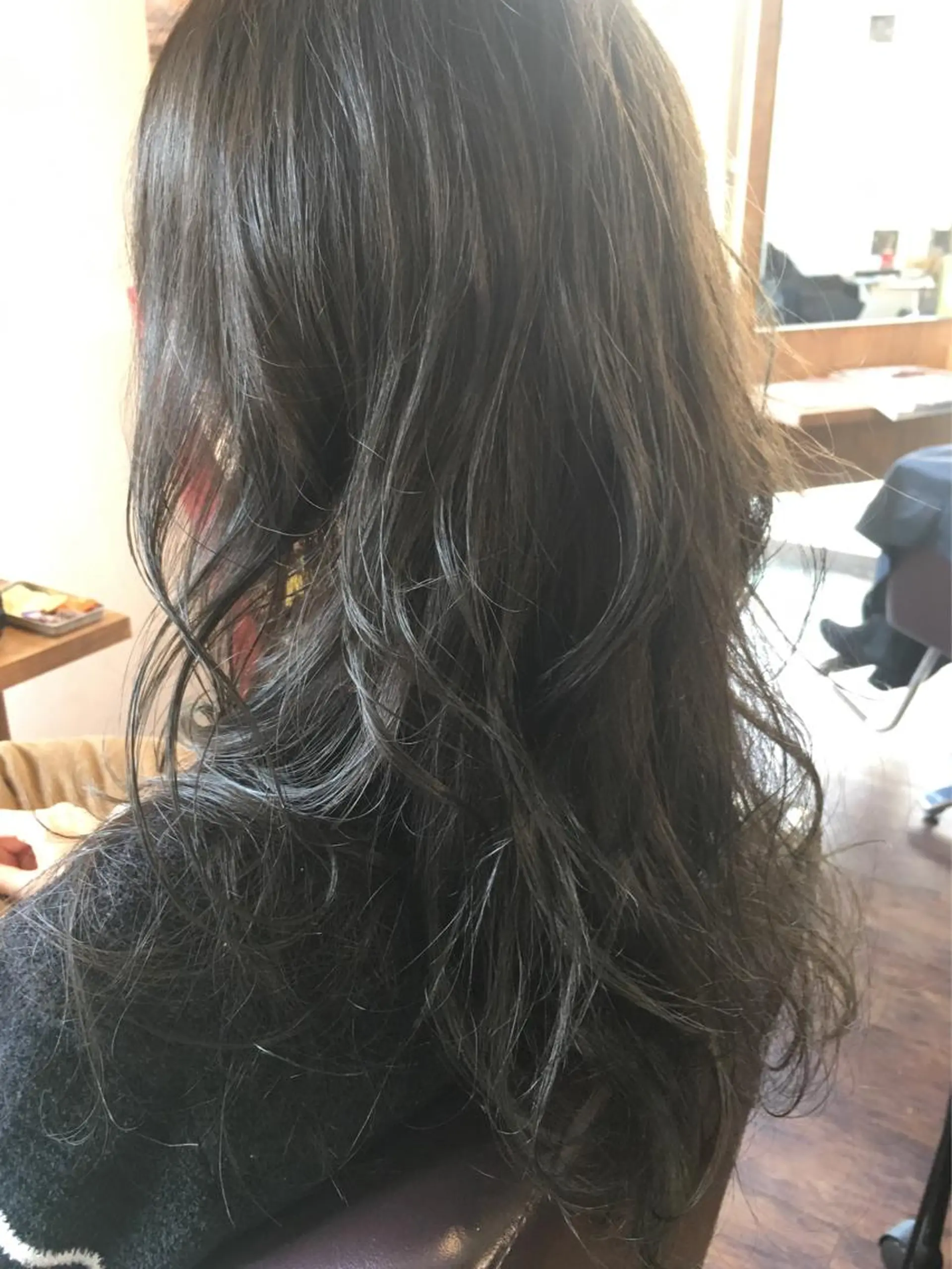 ロング カラー 三浦 健太郎のヘアスタイル