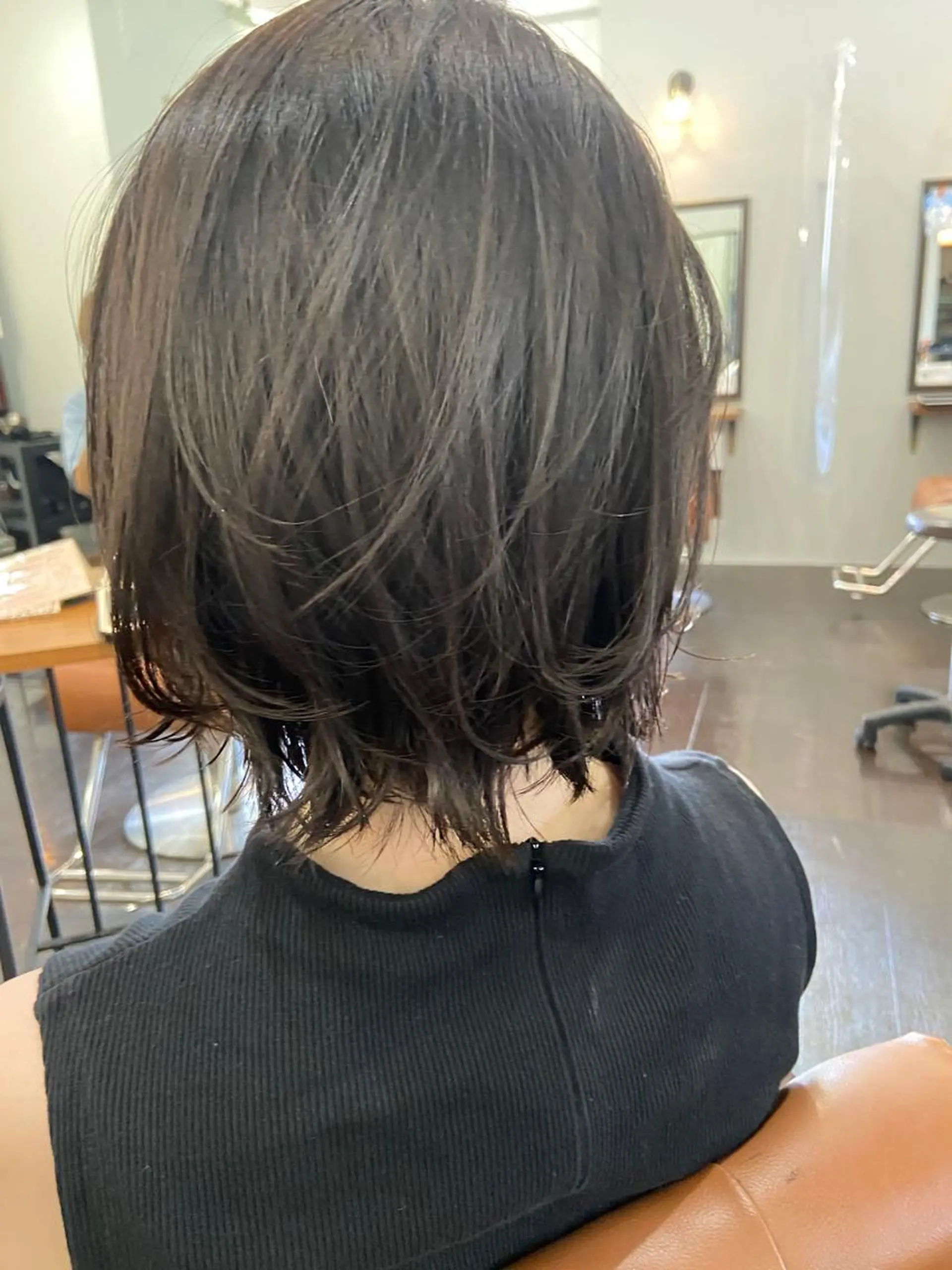 ミディアム カラー パーマ ヘアアレンジ メンズ キッズ ネイル マツエク・マツパ ミディアムパーマ メンズハイライト メンズパーマ ブラウンカラー ケアカラー 久木原 ゆりのヘアスタイル