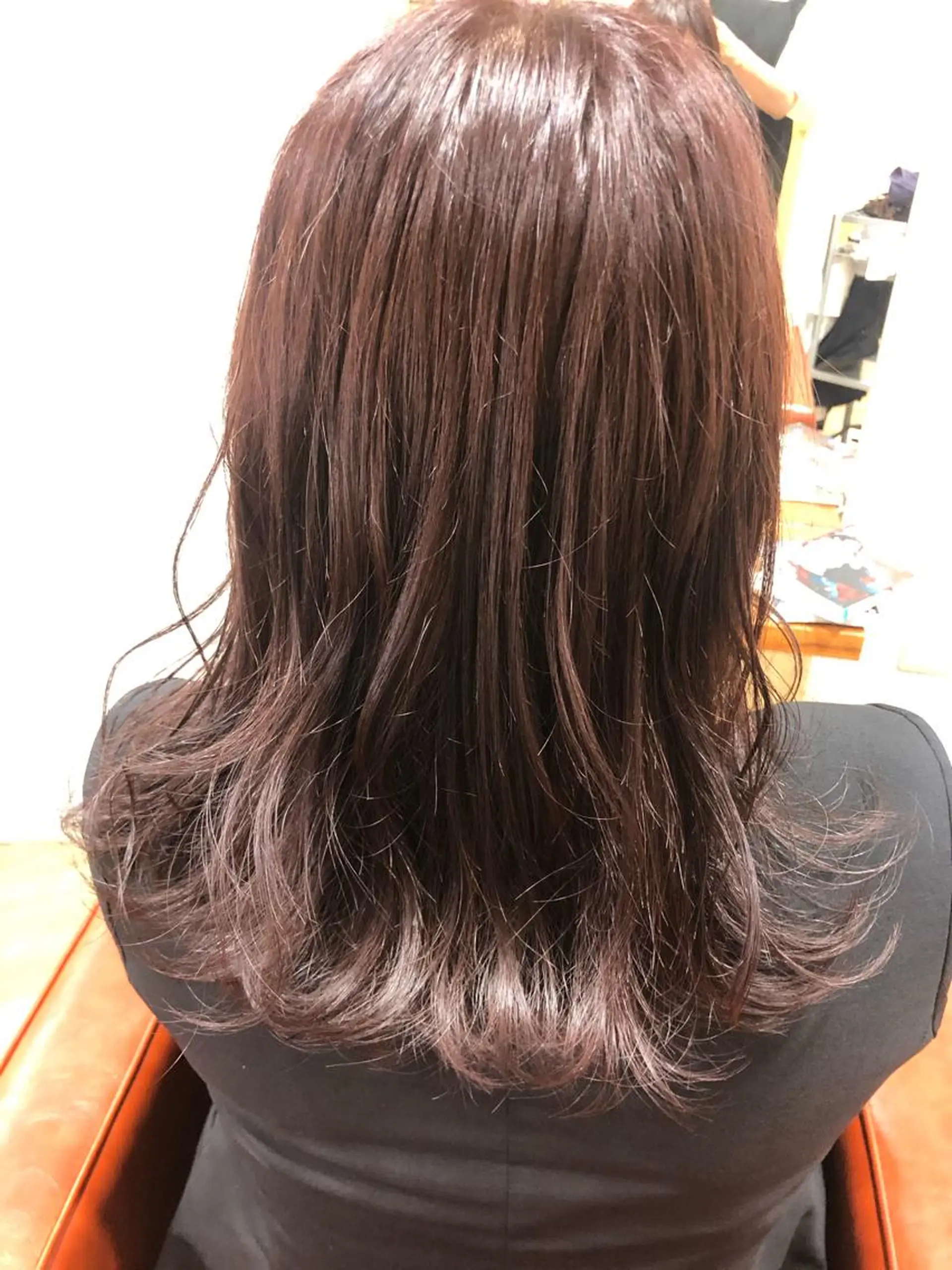 セミロング カット ヘアカラー 國次 夕貴のヘアスタイル