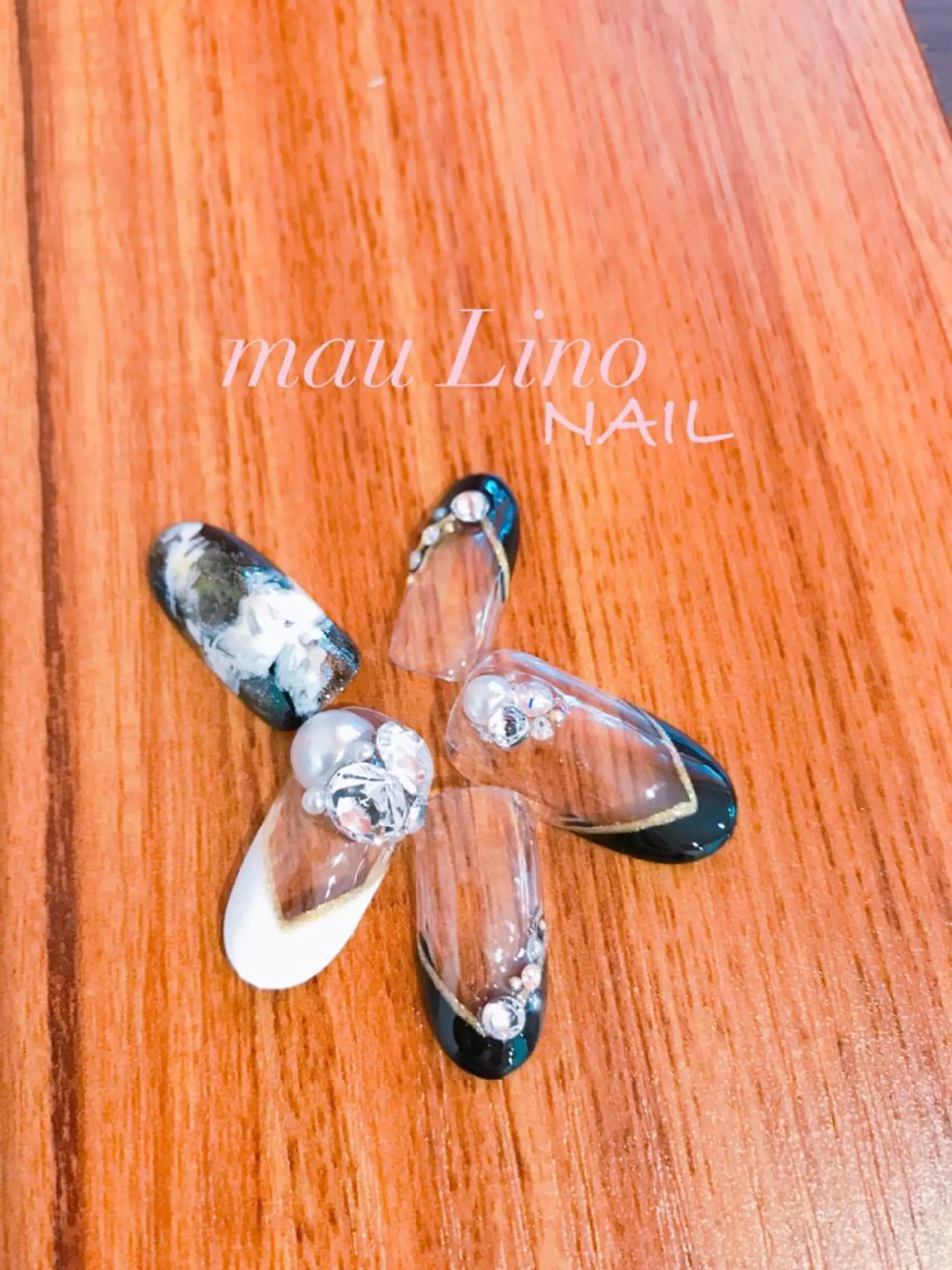 ネイル ストーンネイル mau Lino    NAIL所属・GELo nail~#19~のネイルデザイン