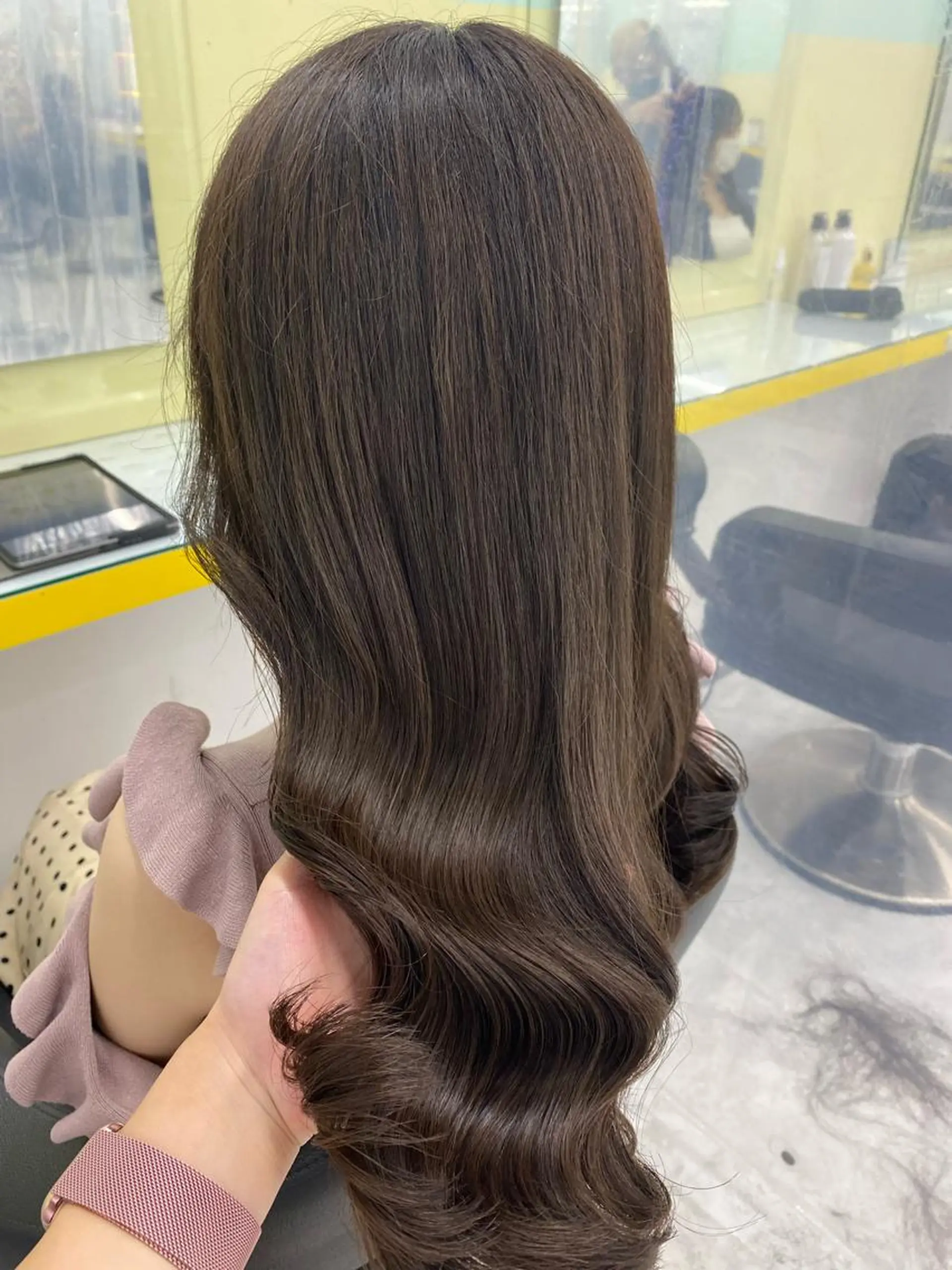 セミロング カラー パーマ ヘアアレンジ メンズ ネイル マツエク・マツパ アイブロウ アッシュ グレージュ 眉カラー 🐩推し活🐩 FUTABA🍒のヘアスタイル