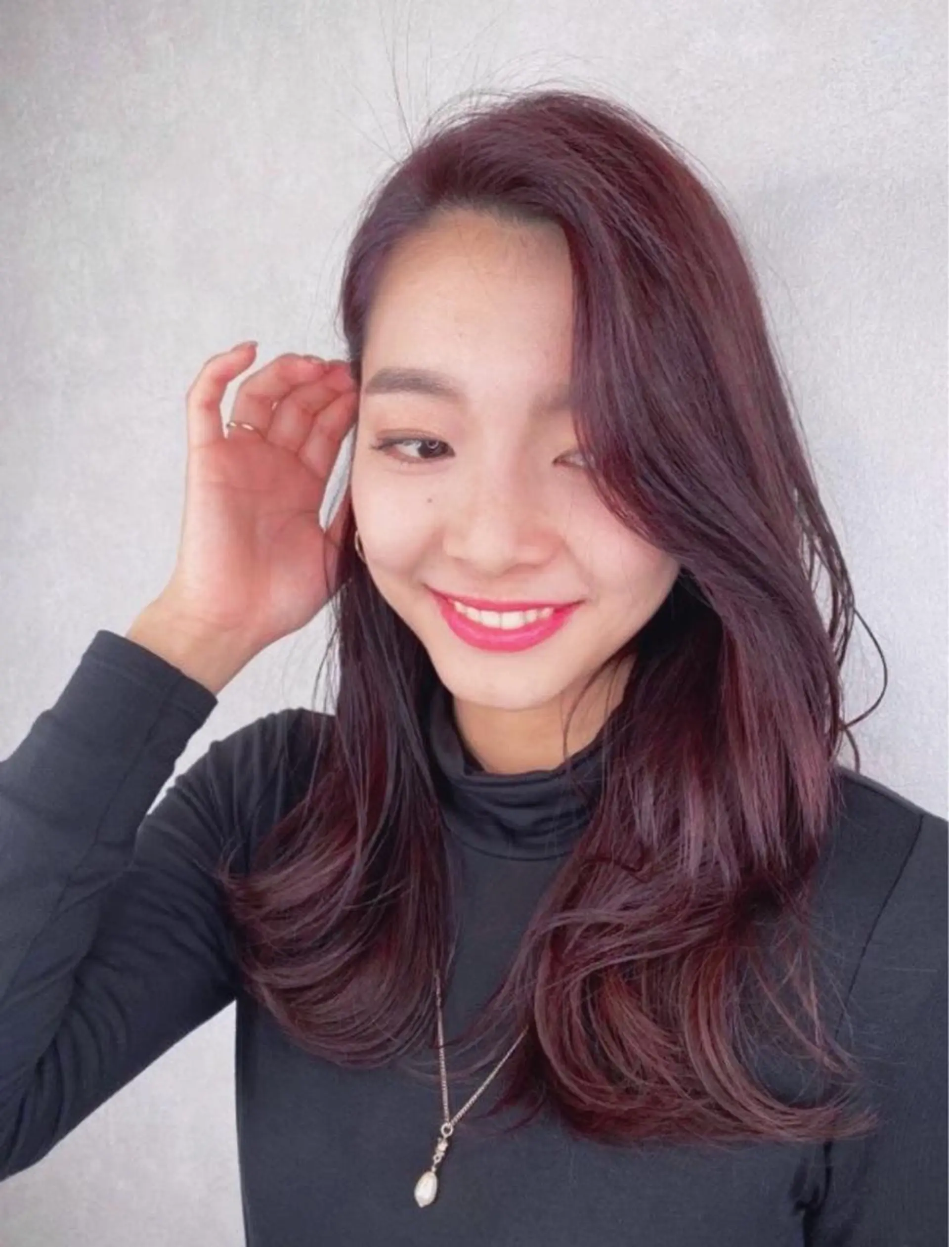 セミロング _WHITE上本町 代表のヘアスタイル