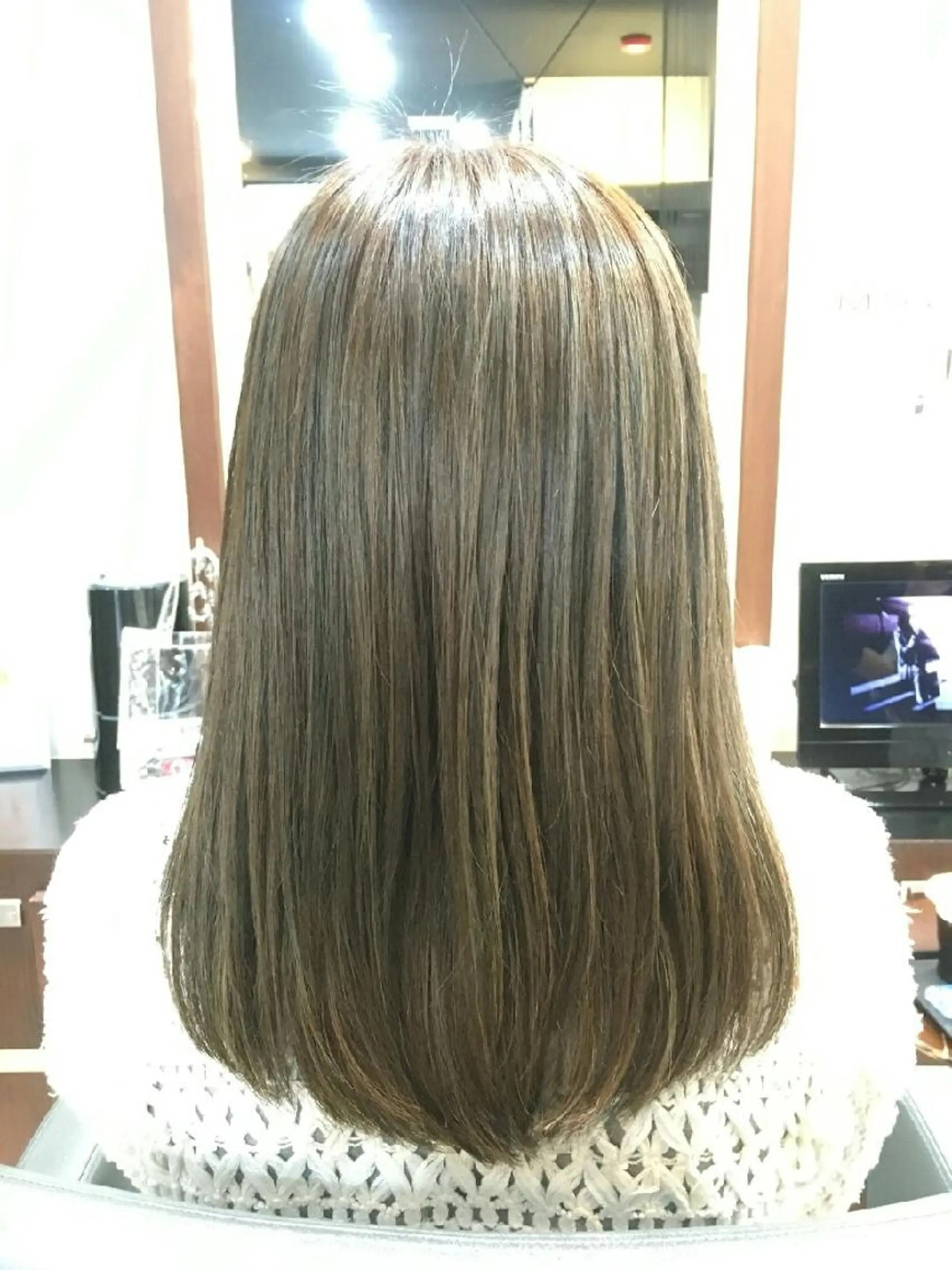 ミディアム セミロング カラー SHAFT Ieiriのヘアスタイル