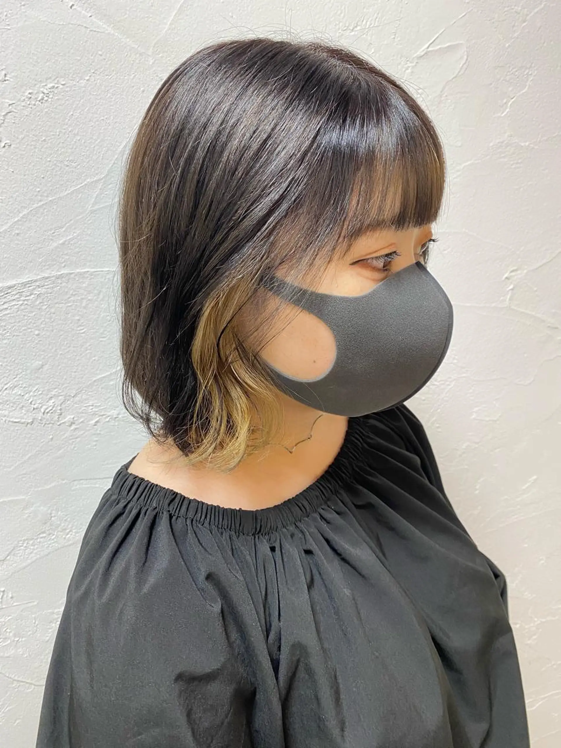 カラー ブリーチ 金山/レイヤー カット/Hikariのヘアスタイル