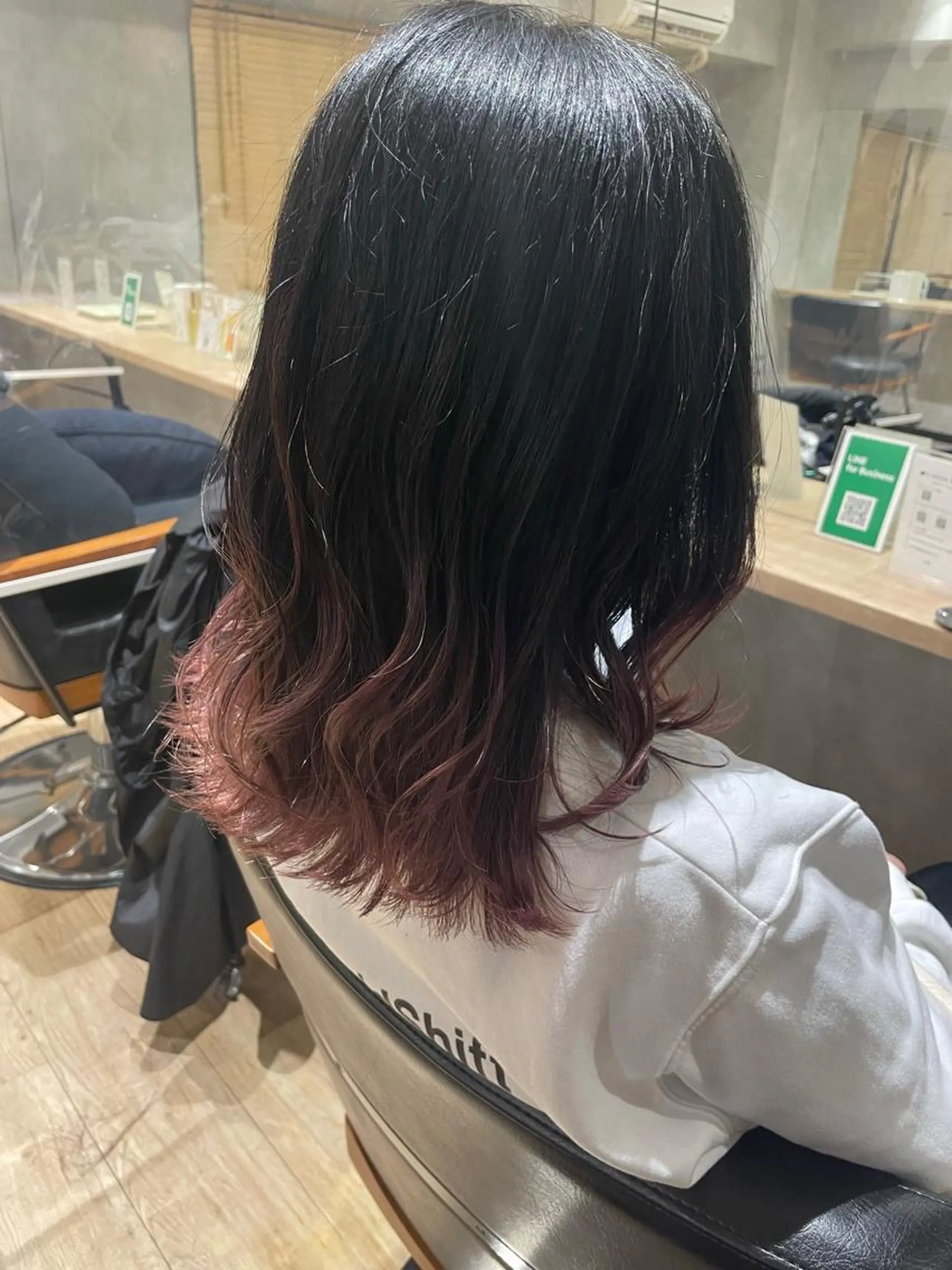 ミディアム カット ヘアカラー トリートメント トレンド透明感カラー ☘️大貫 昂涼🐹のヘアスタイル