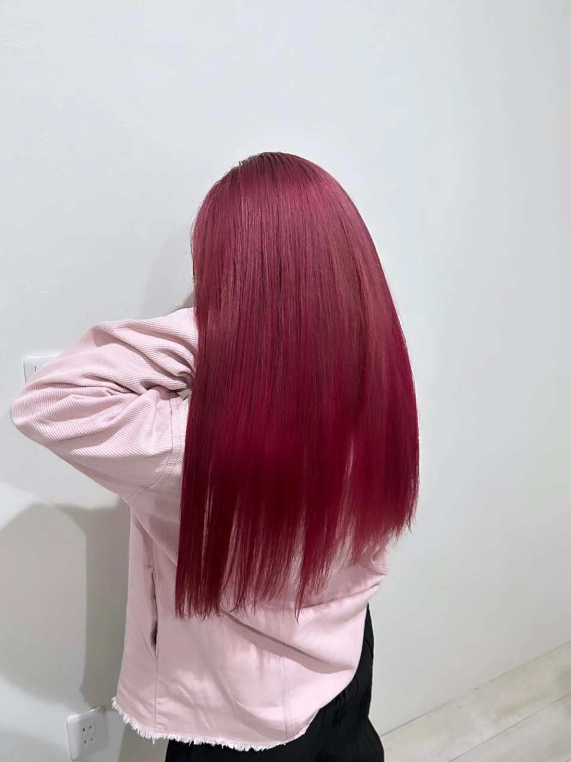 カラー ブリーチ なつき/派手髪カラー /艶髪カラーのヘアスタイル