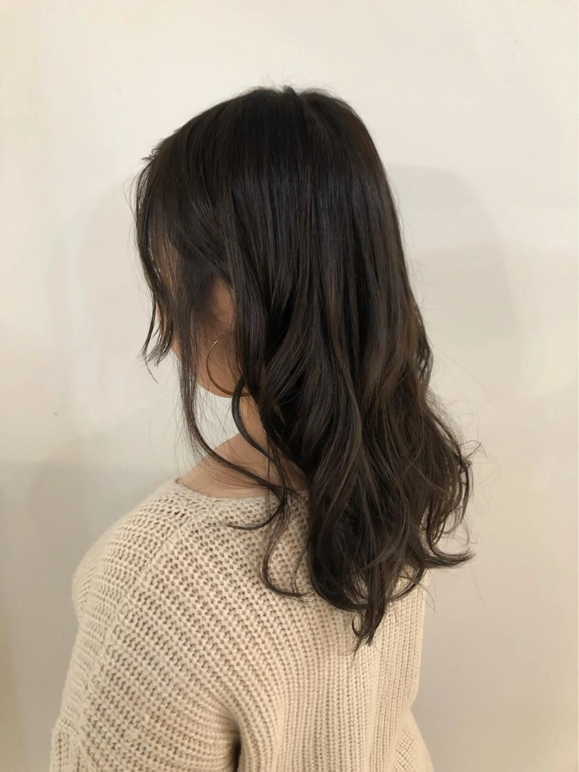 ロング カラー パーマ メンズ ネイル マツエク・マツパ メンズブリーチ アッシュ アッシュグレー アッシュグレージュ ブリーチ 🤍中野 レオ🤍のヘアスタイル