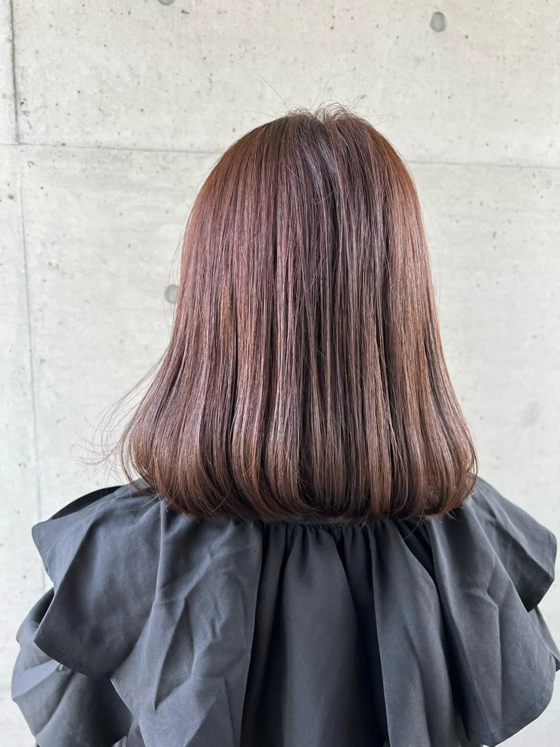 セミロング カラー 岸田莉奈/ ゆるふわ/ナチュラルのヘアスタイル