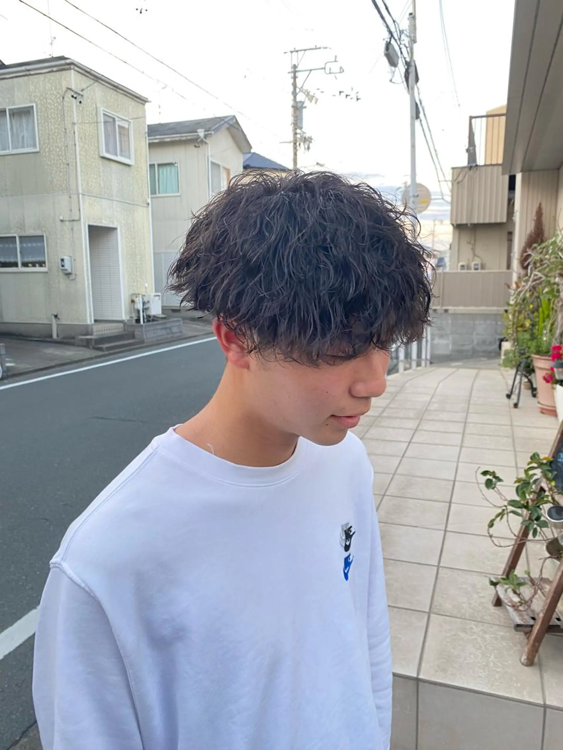 メンズ ハイトーンカラー🌈 メンズパーマ鈴木康平のヘアスタイル