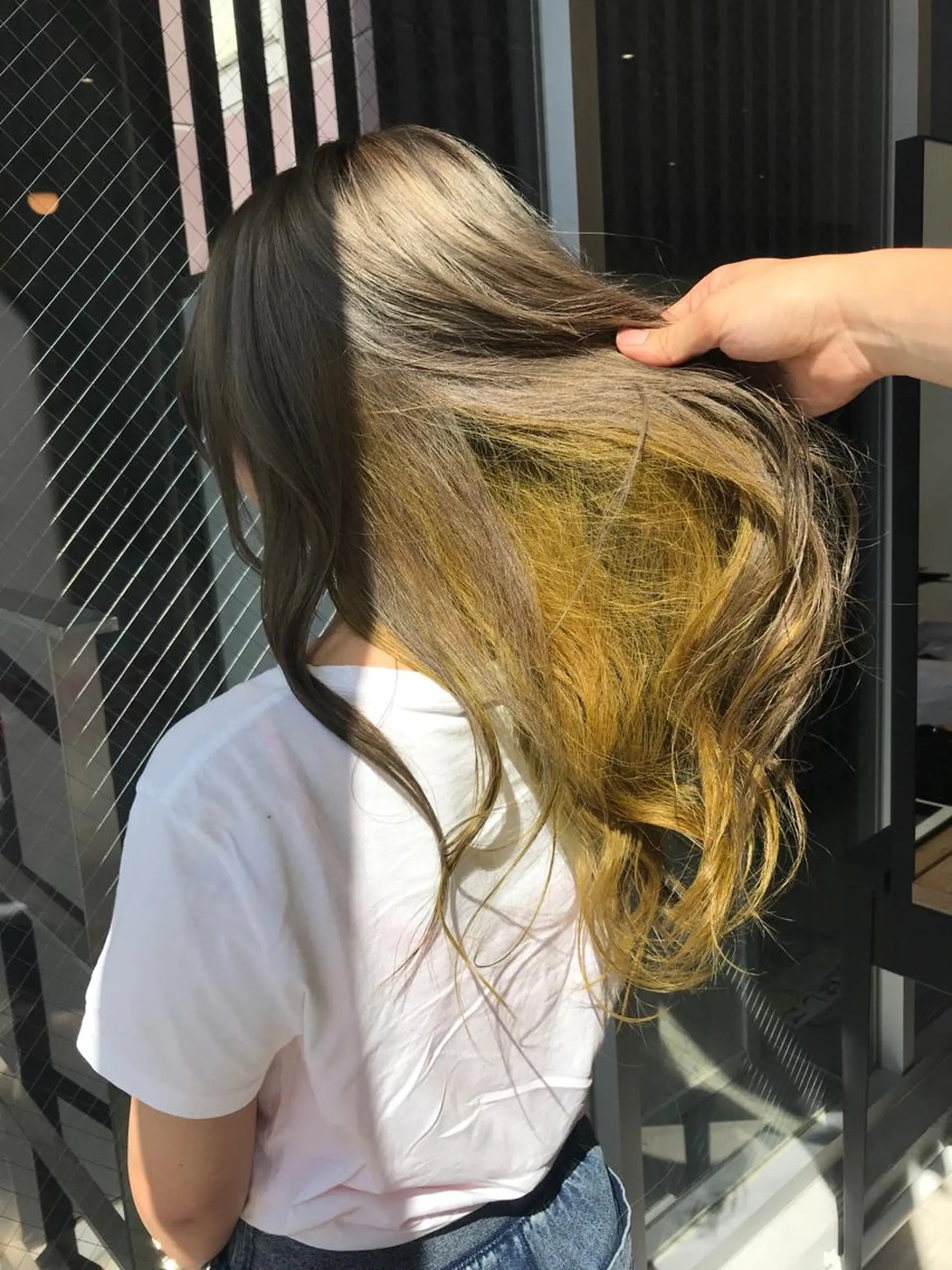 ロング カラー グレージュ イエローカラー カット ヘアカラー トリートメント Le'a渋谷所属・インナーエクステ渋谷 🦋KAJIのヘアスタイル
