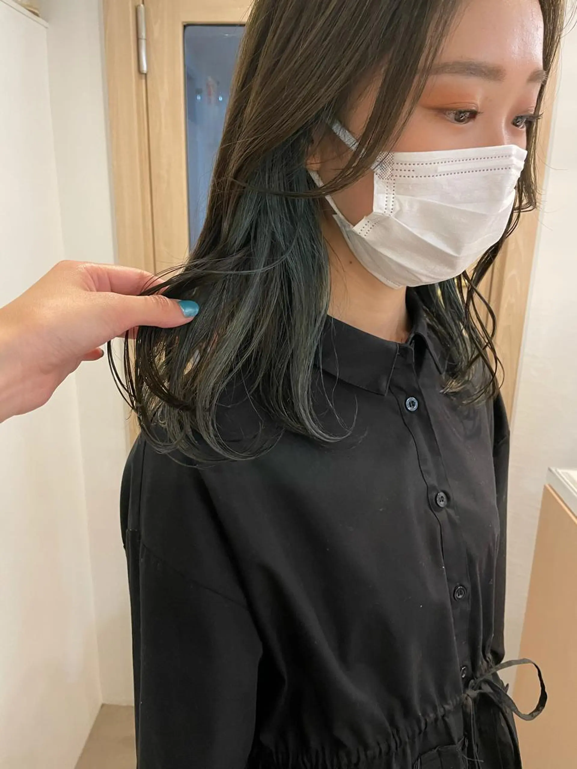 カラー 大迫 江梨のヘアスタイル