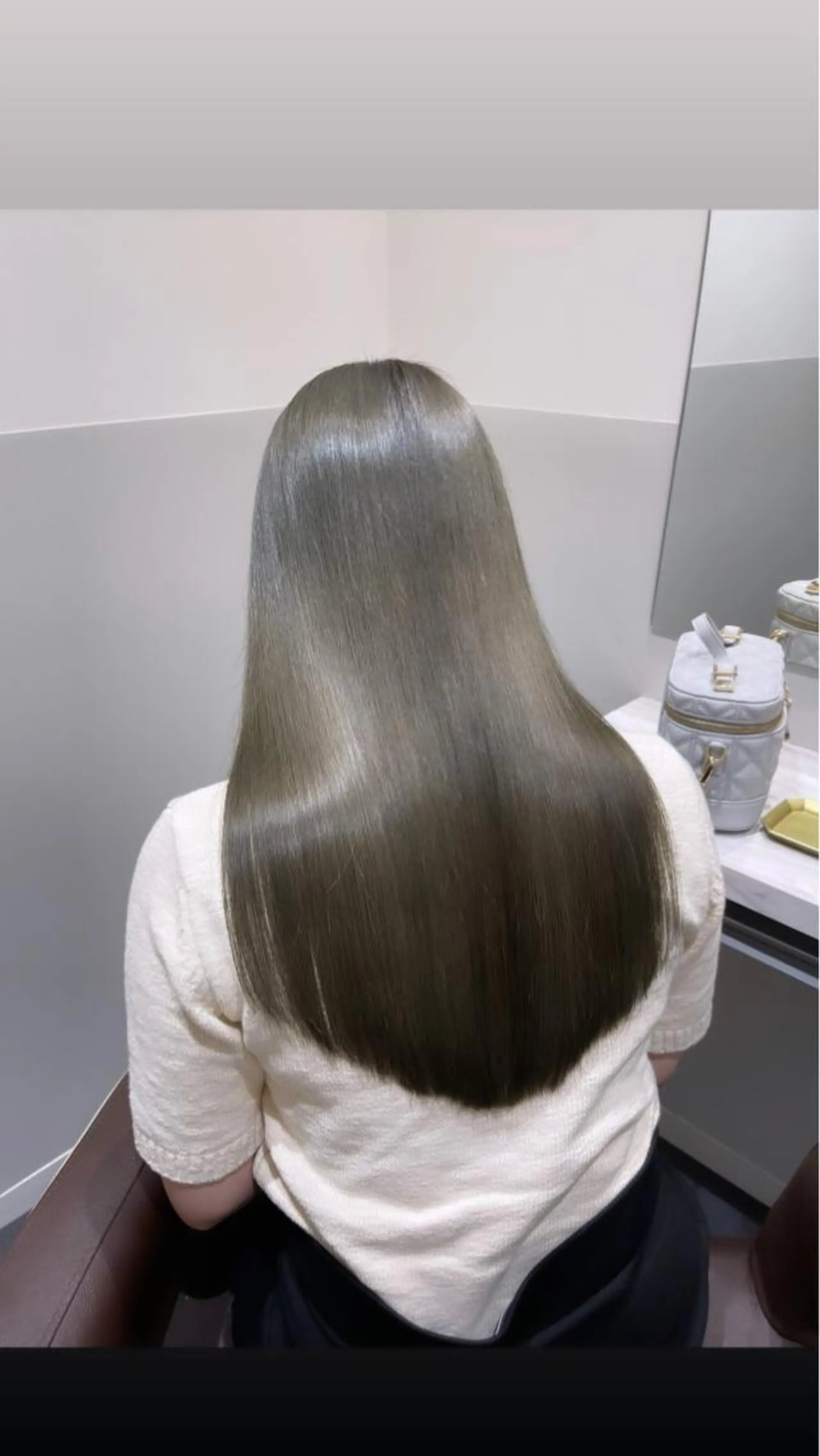 セミロング カラー ブリーチ 髪質改善 トリートメント カット ヘアカラー IVORY.所属・〻ツヤハイトーン🩰 🤍HARUCAのヘアスタイル