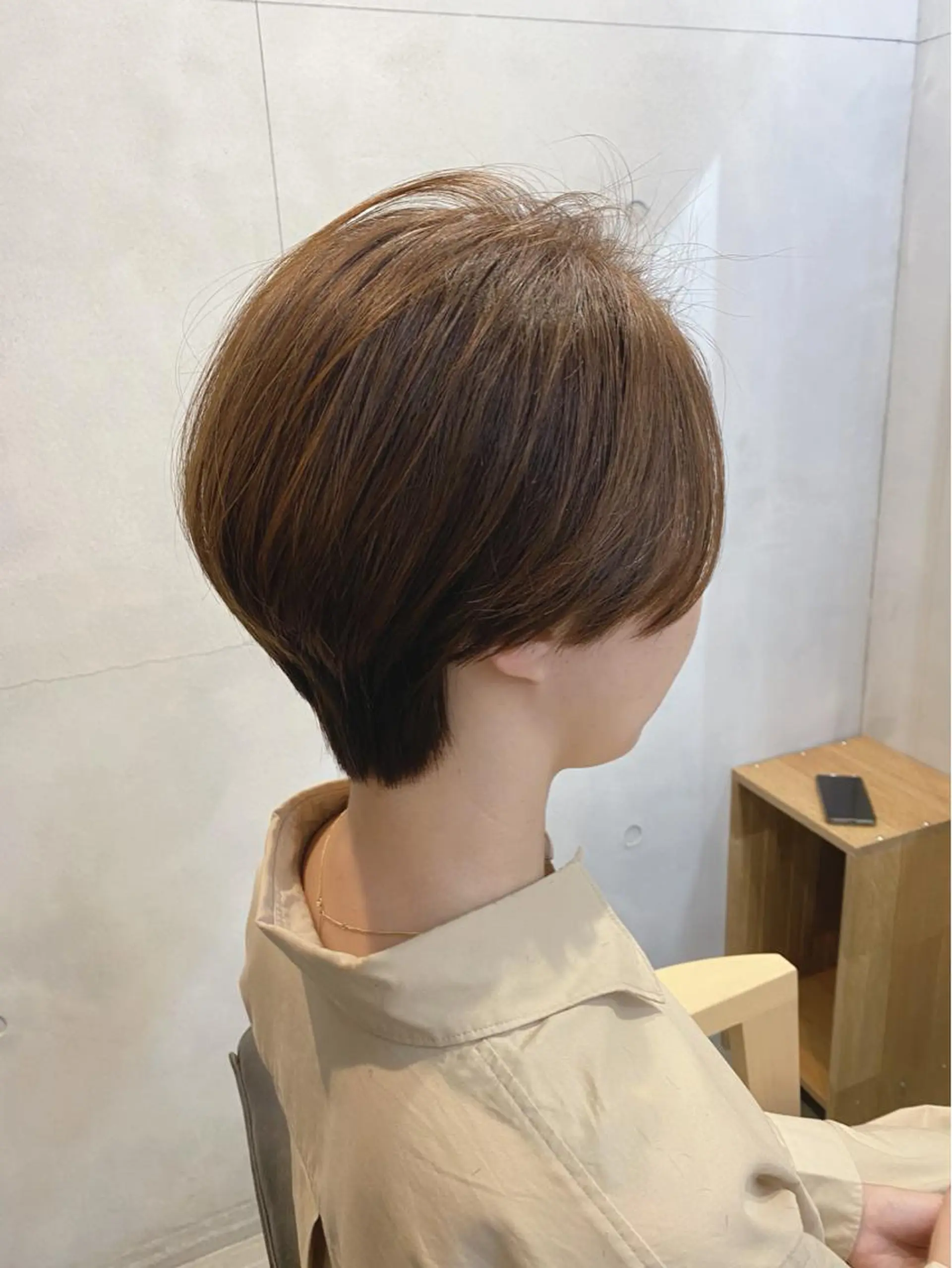 ショート カラー ボブ conne& ririのヘアスタイル