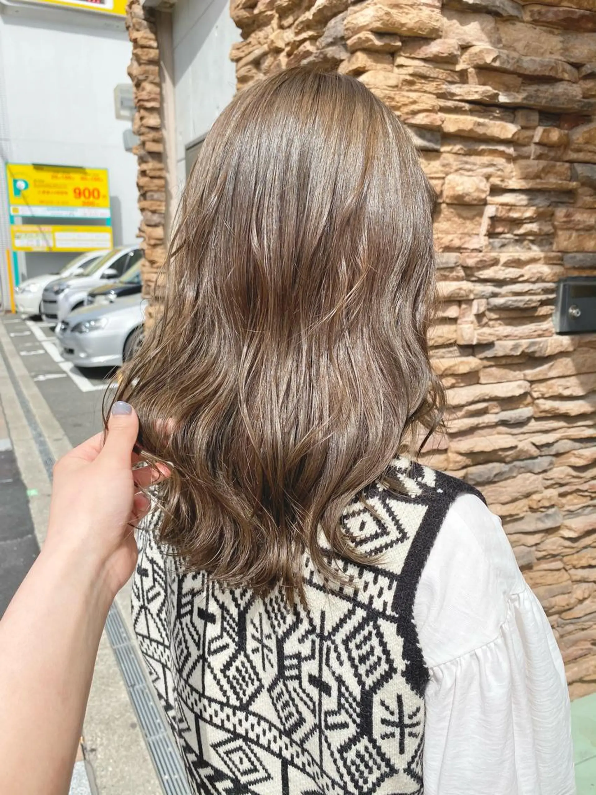 セミロング 髙井 麻帆のヘアスタイル