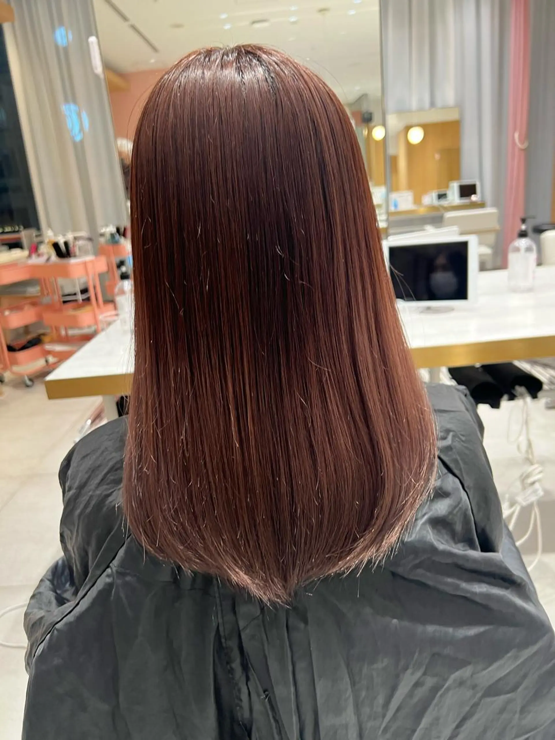 カラー レイヤー/顔周り /透明感/TAKUのヘアスタイル