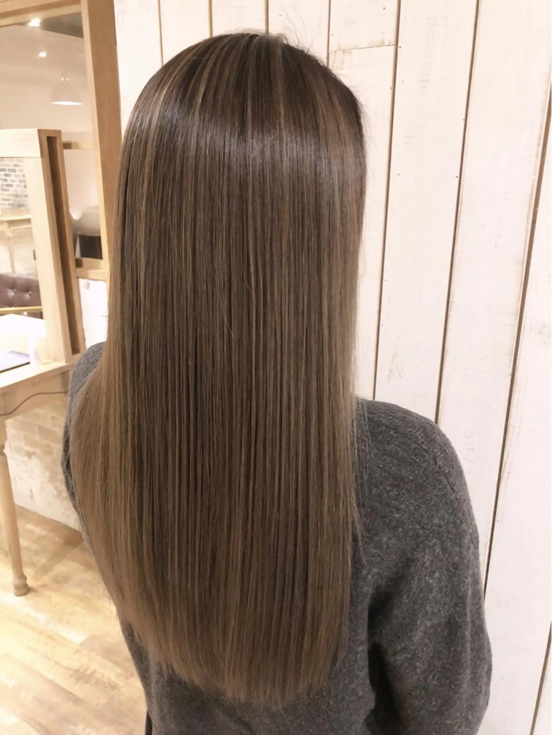 ロング 縮毛矯正 トリートメント Noe心斎橋 堀田 朋宏のヘアスタイル