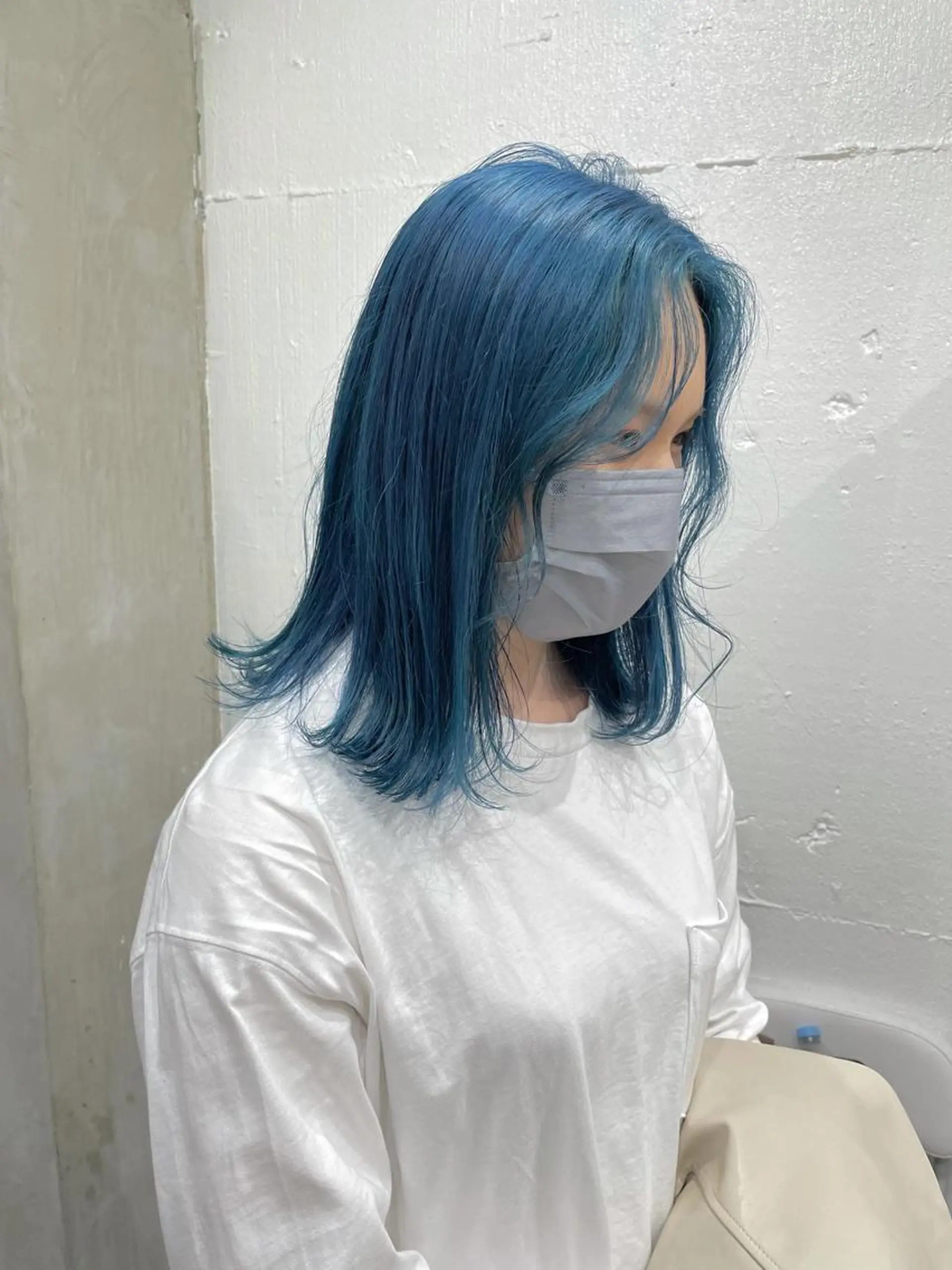 ミディアム カラー ヘアアレンジ カット ヘアカラー トリートメント ヘアセット 憧れの艶ハイトーンへ 🌙サイダサキのヘアスタイル