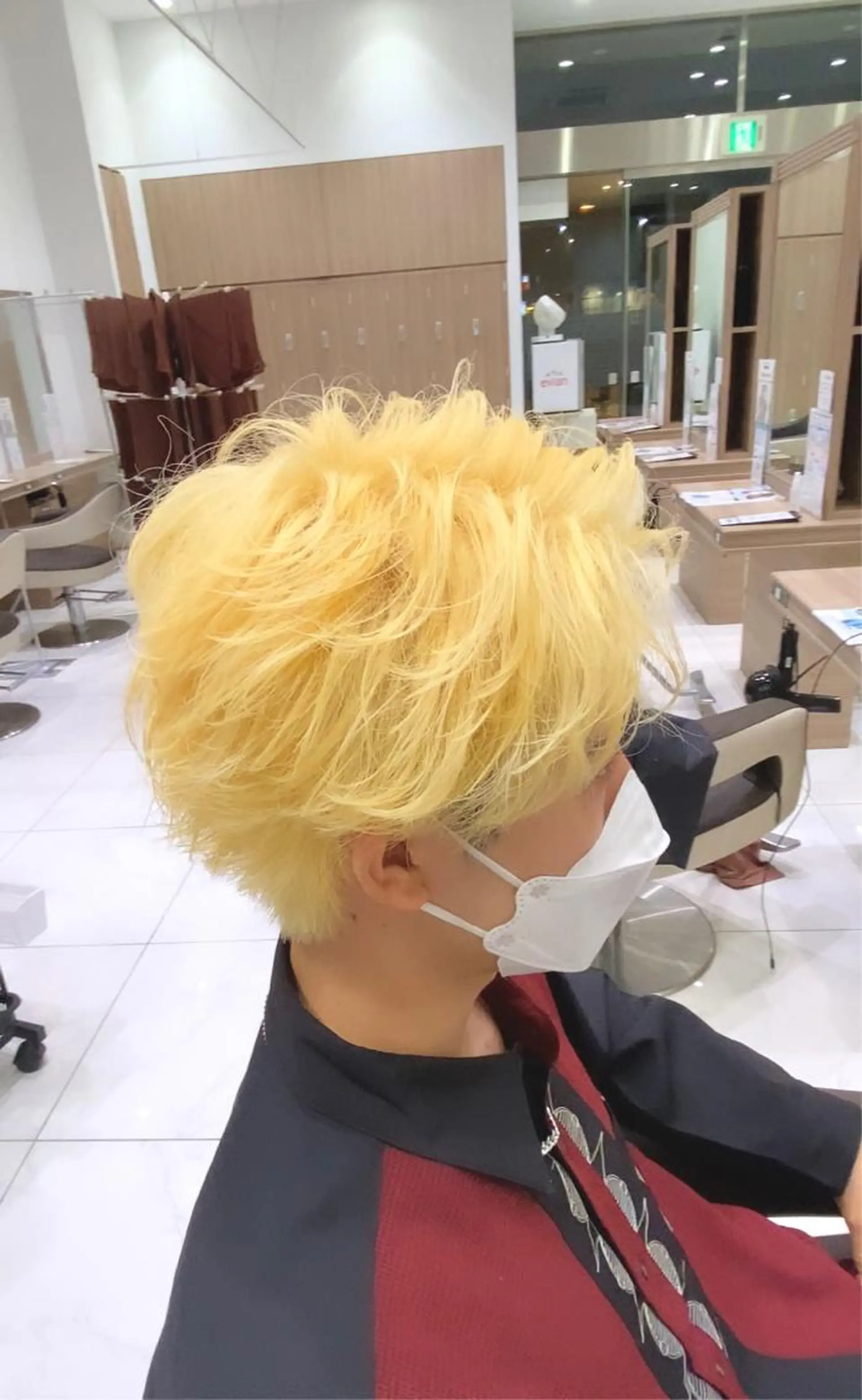 ショート カラー ヘアアレンジ メンズ ダブルカラー ヘアカラー ハイトーン特化🌟 カワシマシュンスケのヘアスタイル