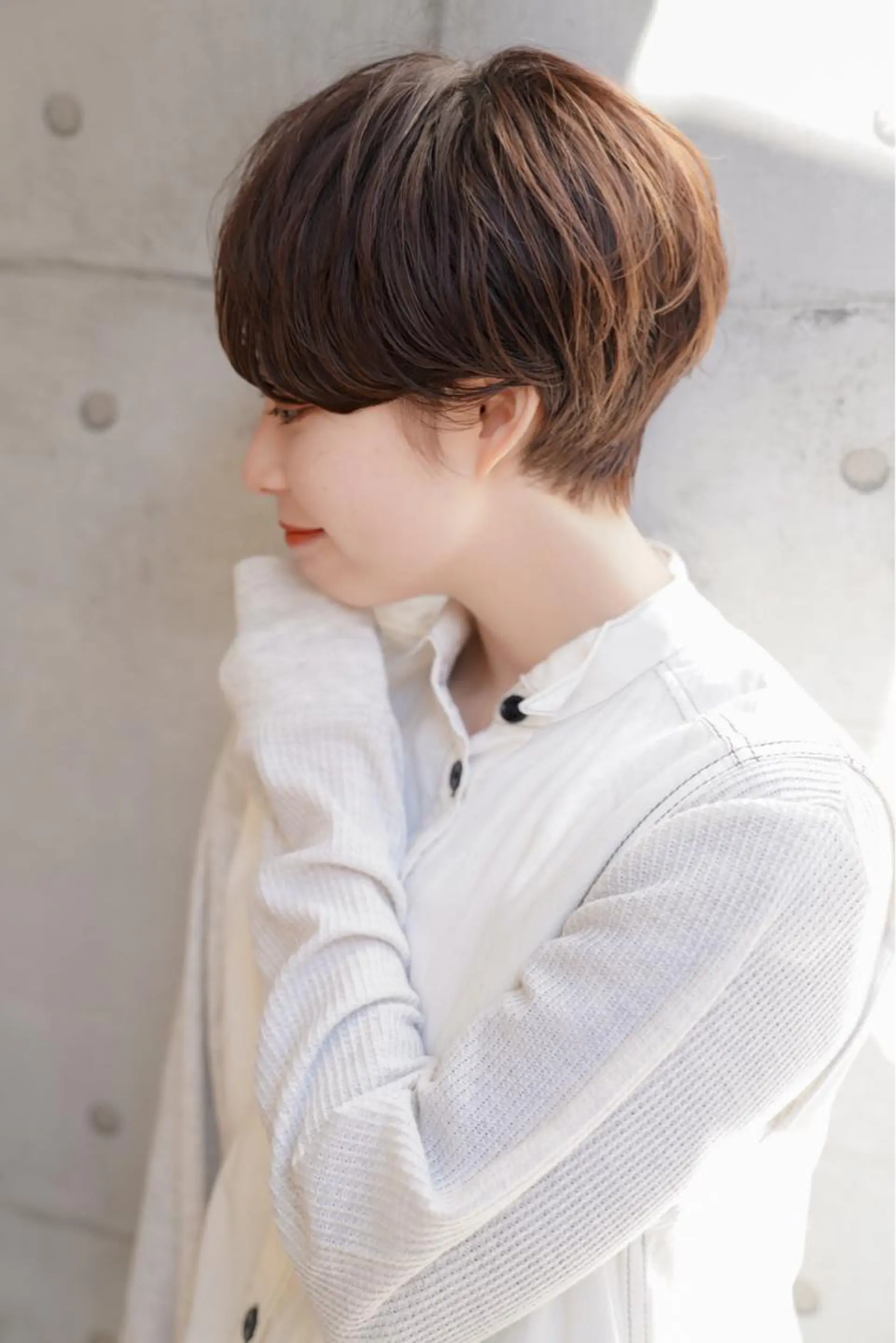 ショート カラー ベリーショート ショートヘア 岡安優太 顔まわり似合せが得意のヘアスタイル